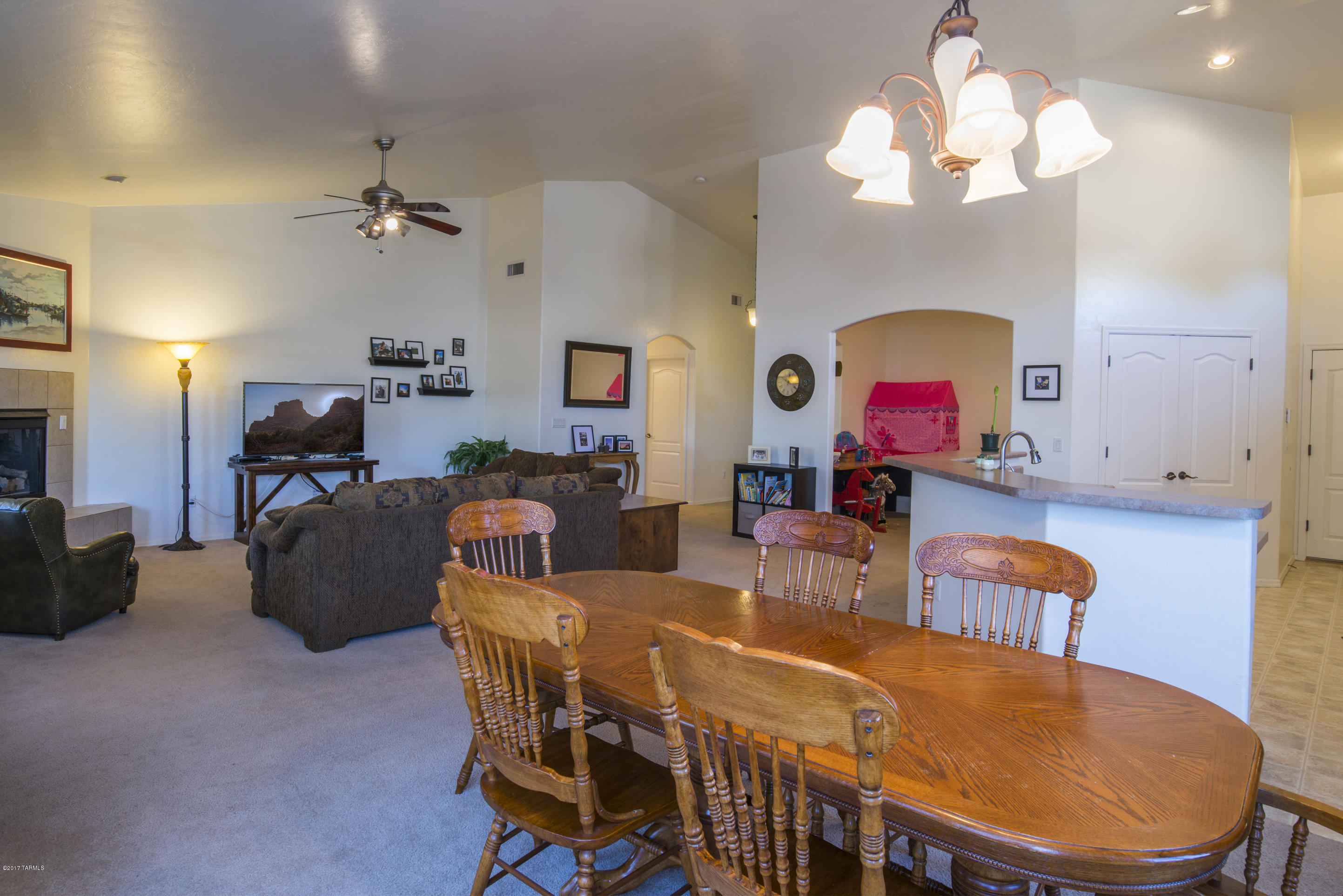 Continental Reserve Blk. 15 (1-66) - Residential