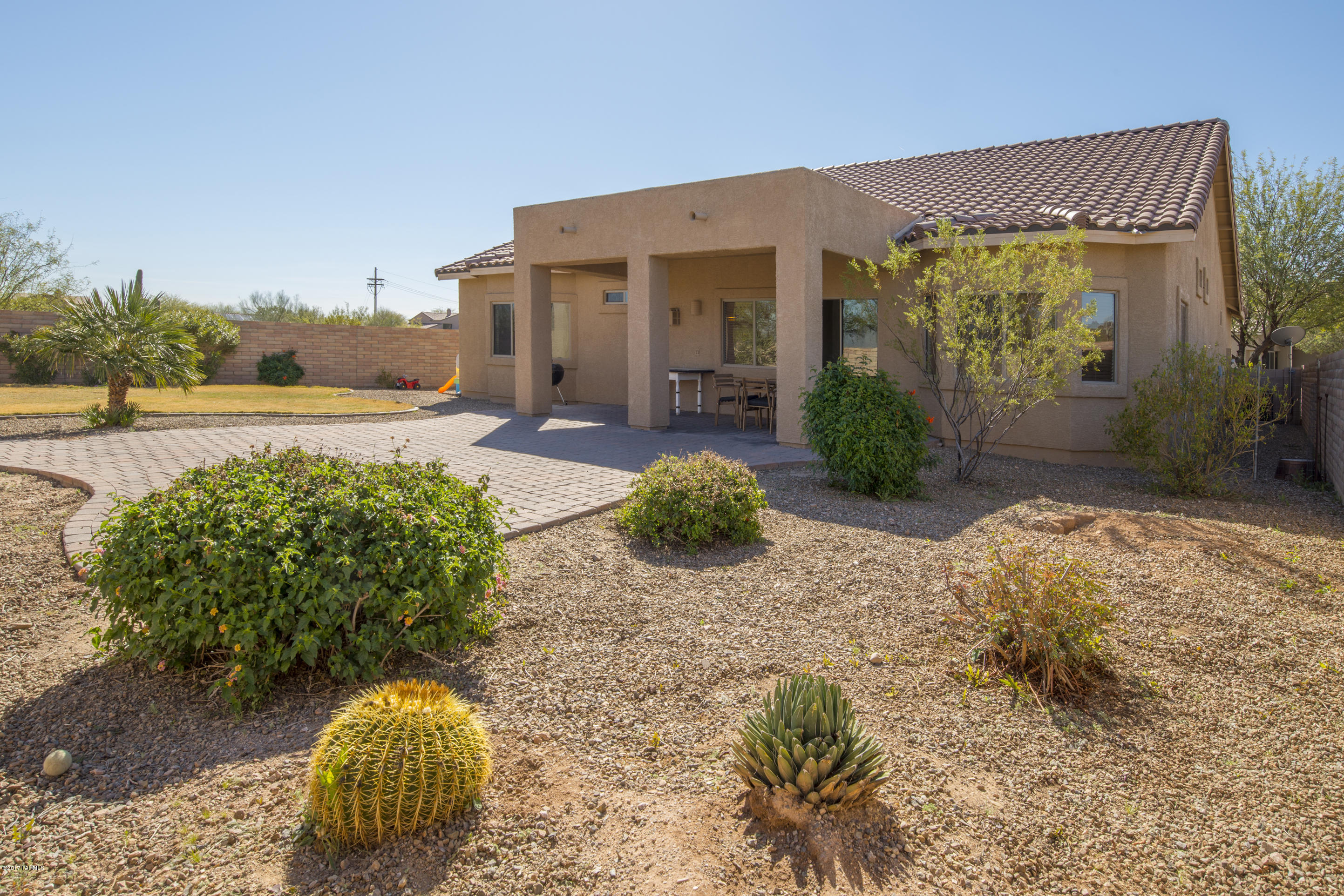 Continental Reserve Blk. 15 (1-66) - Residential
