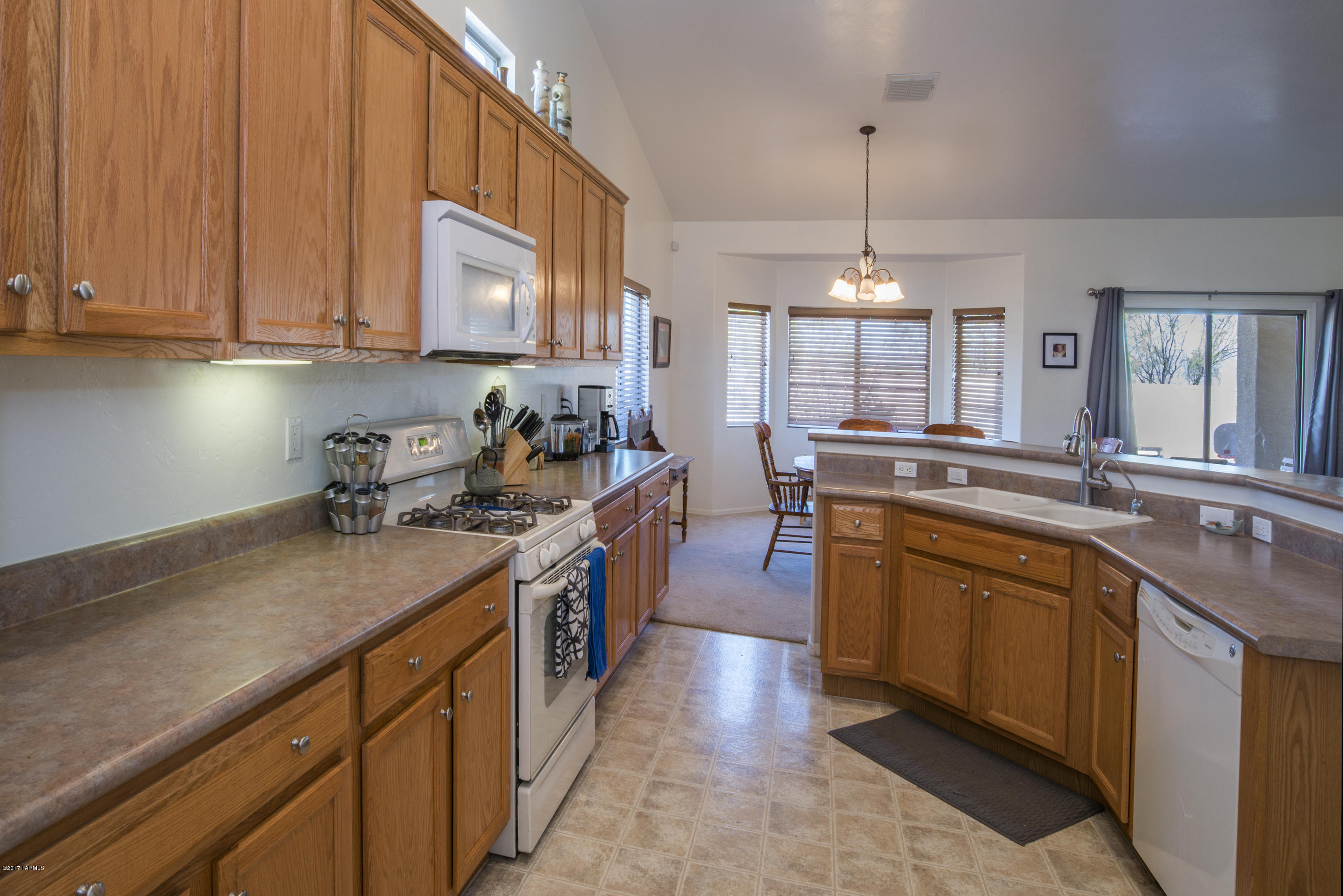 Continental Reserve Blk. 15 (1-66) - Residential
