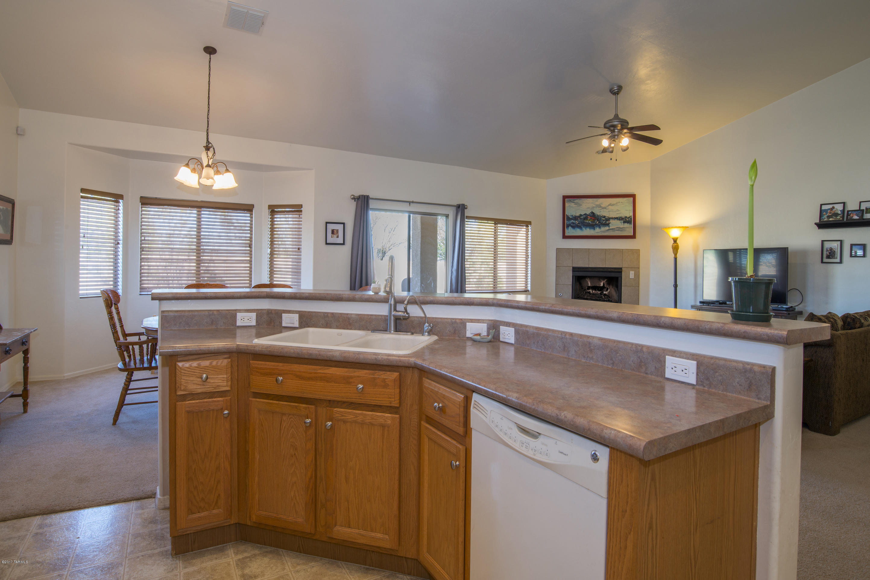 Continental Reserve Blk. 15 (1-66) - Residential