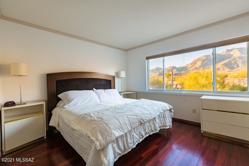 Vista Serena (1-93) - Residential