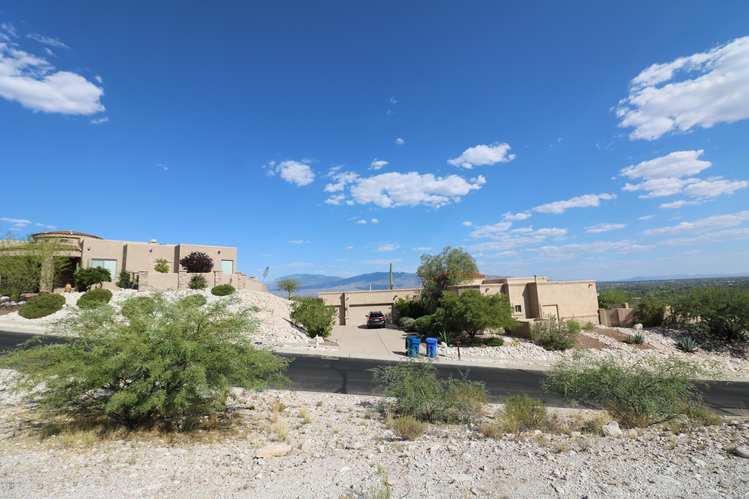 Sabino Mountain (1-290) - Land