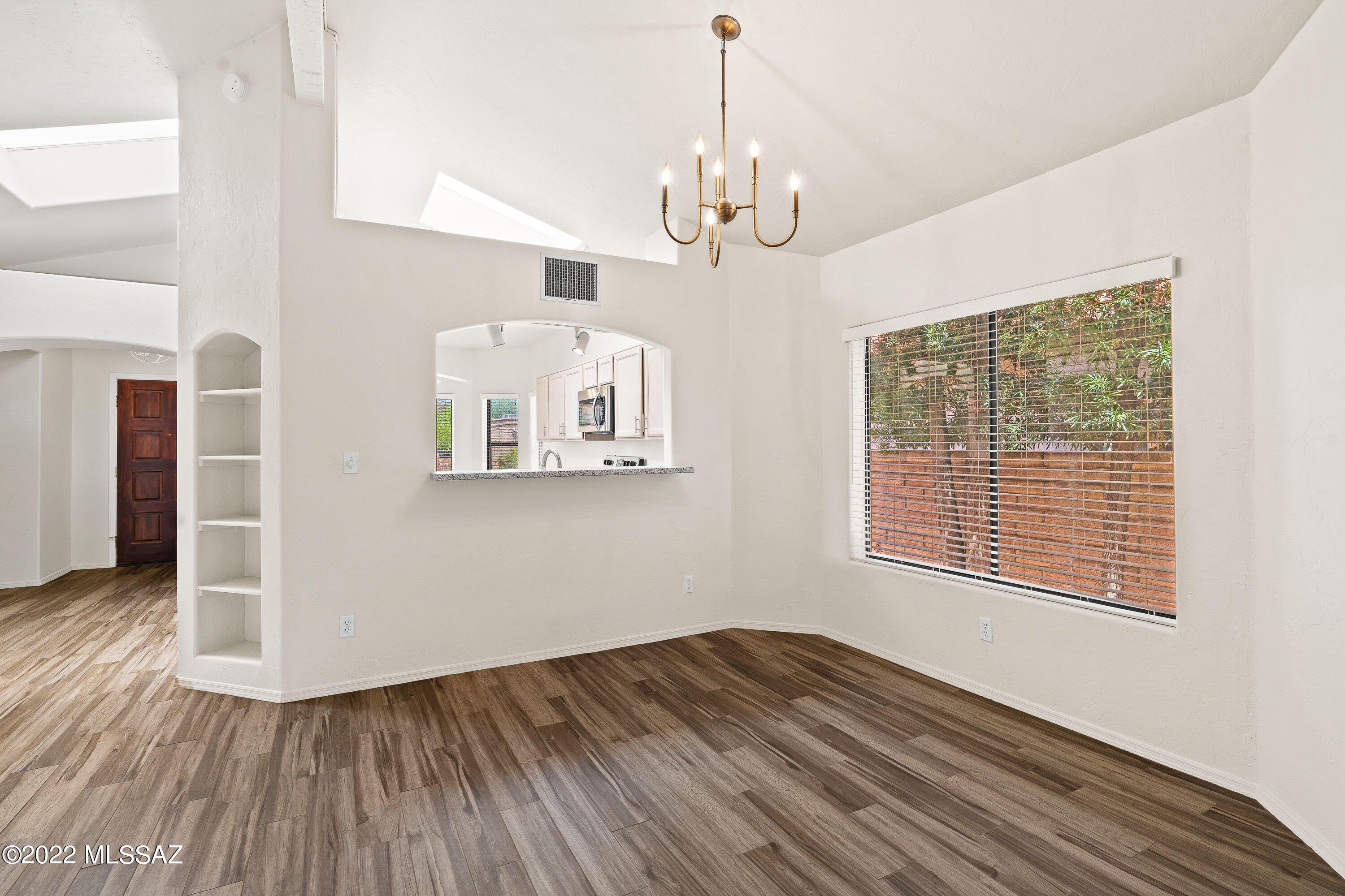 Valle Del Oro Townhomes (1-90) - Residential