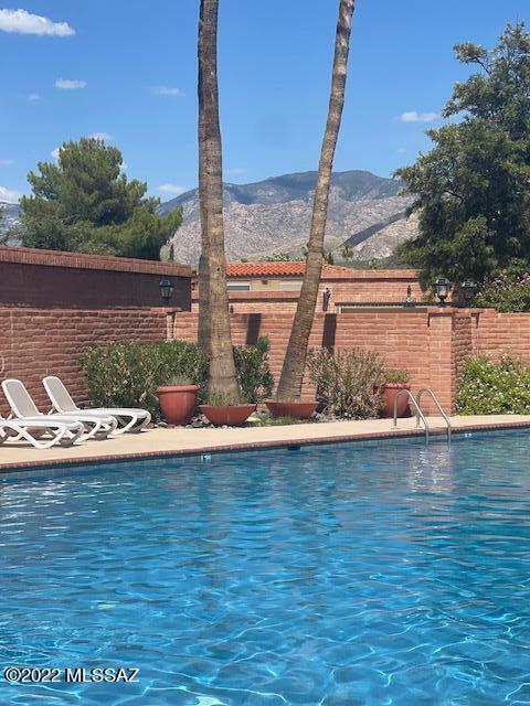 Valle Del Oro Townhomes (1-90) - Residential