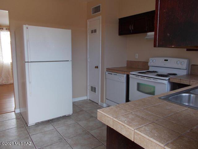 St. James Court - Residential