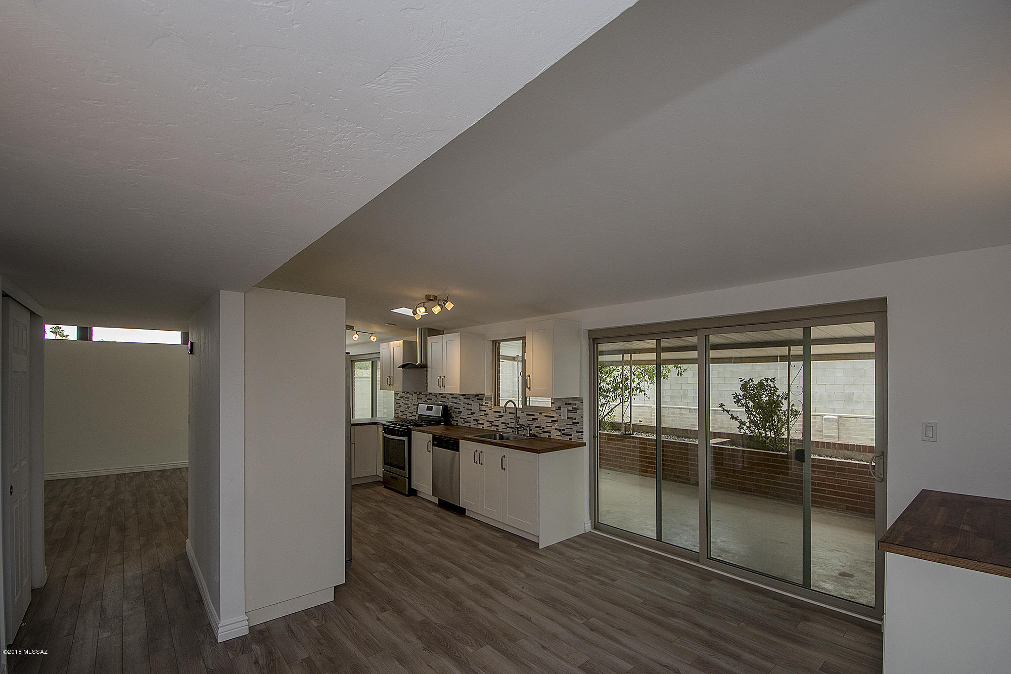 Miramonte Terr - Residential