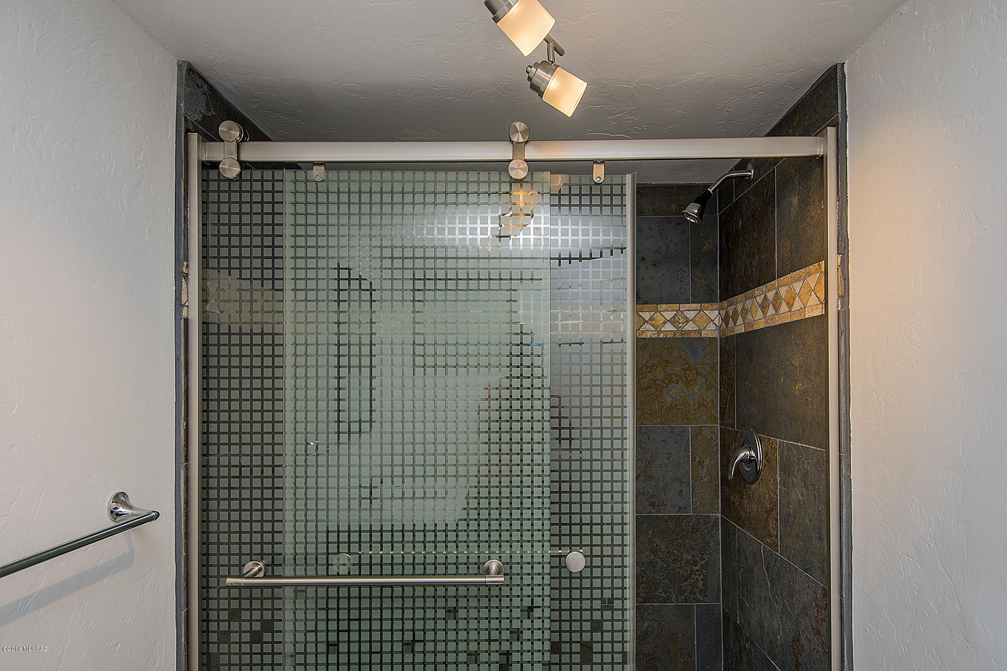 Miramonte Terr - Residential
