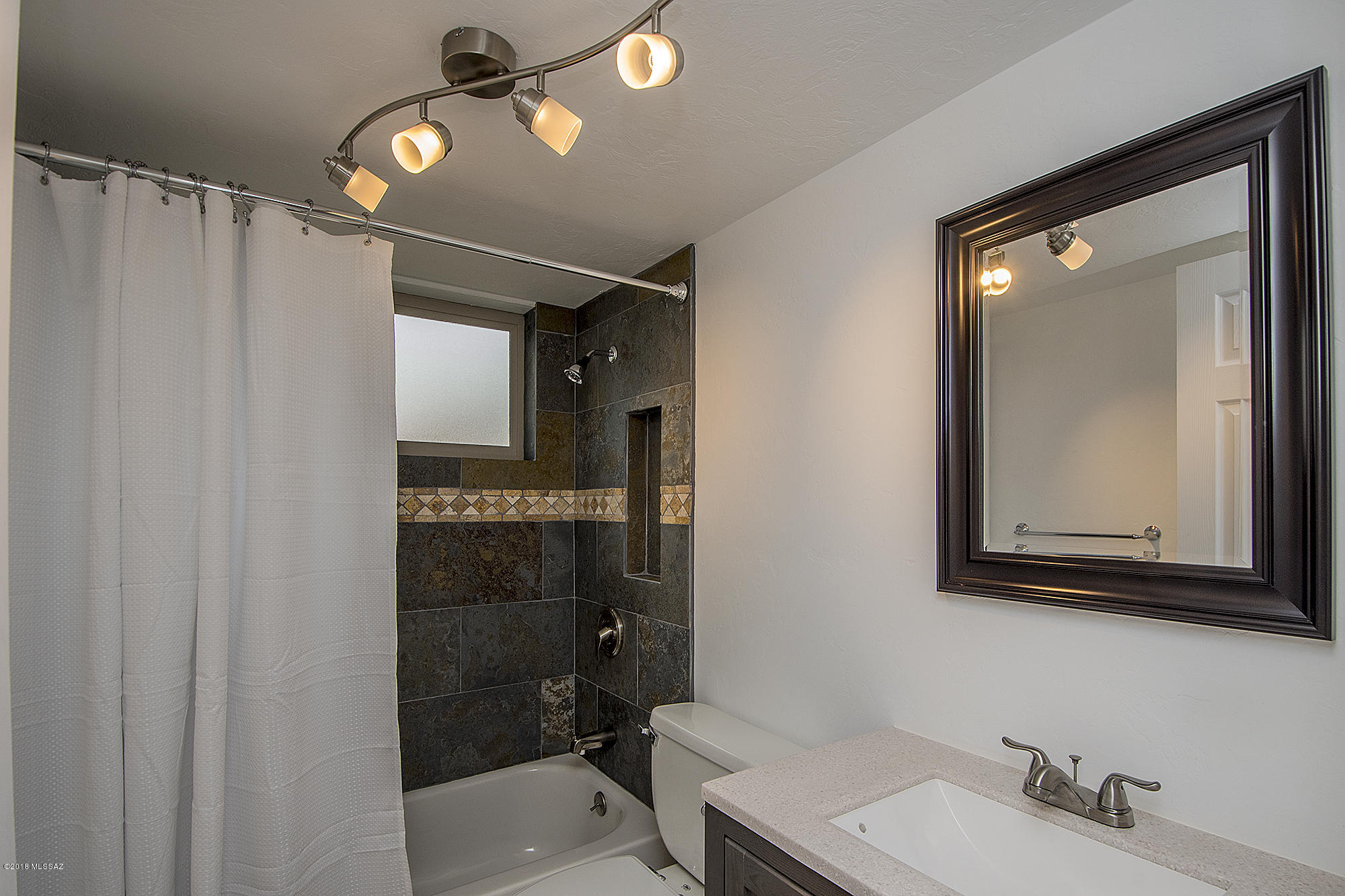 Miramonte Terr - Residential