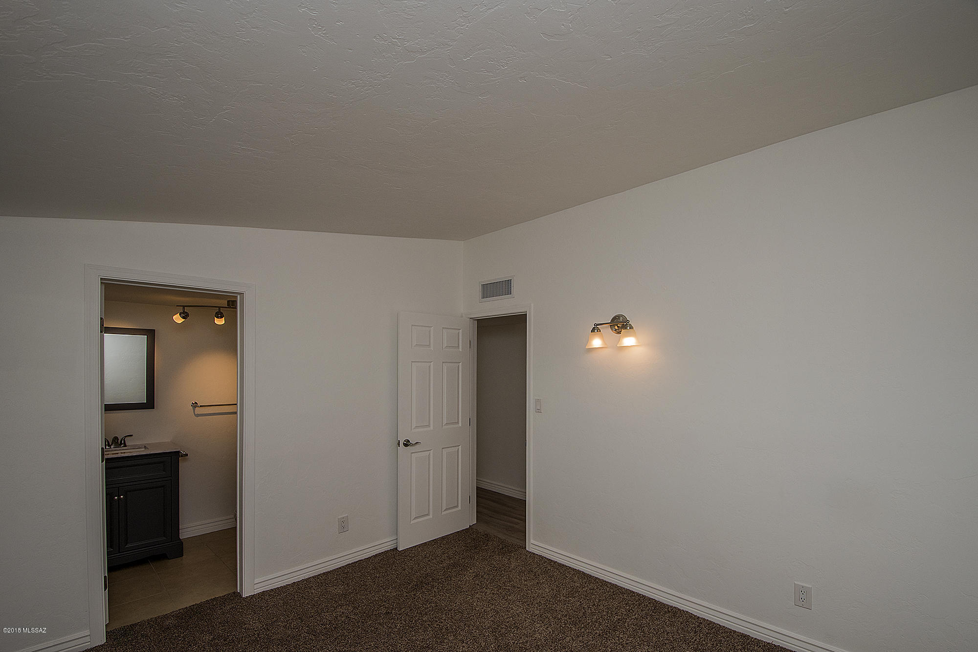 Miramonte Terr - Residential
