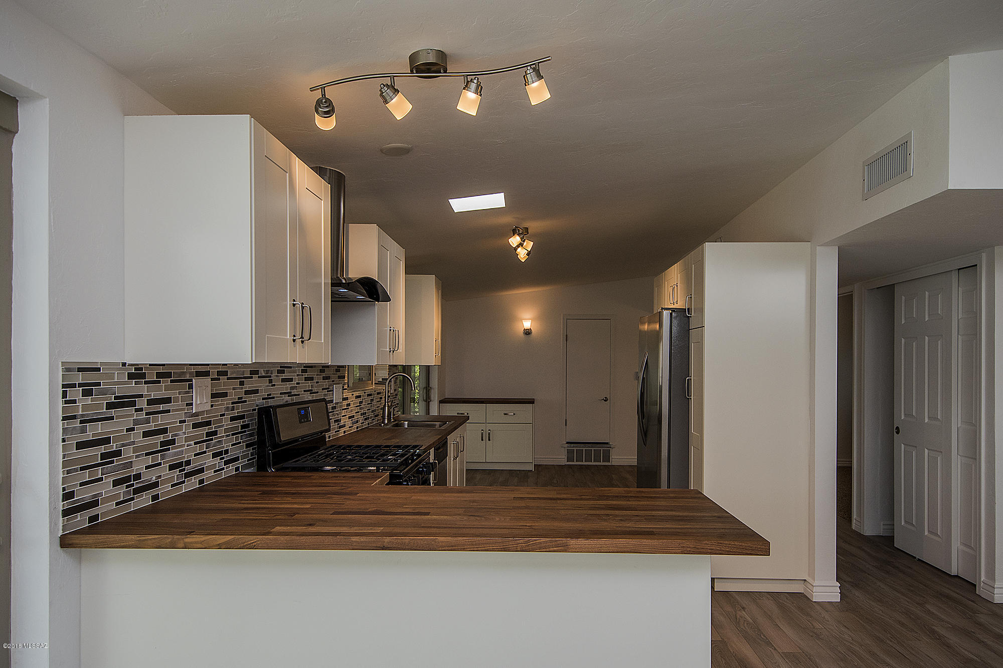 Miramonte Terr - Residential