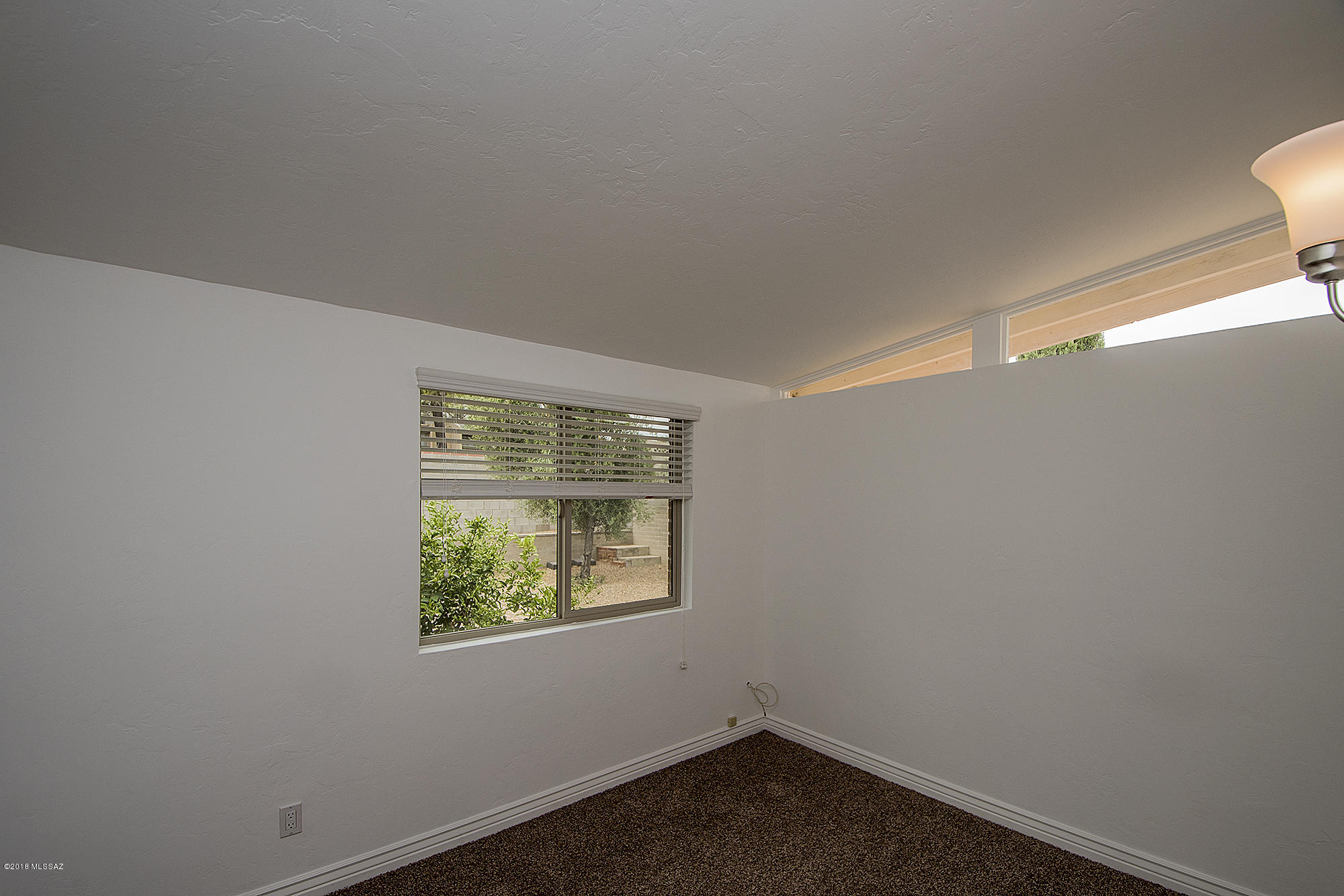 Miramonte Terr - Residential