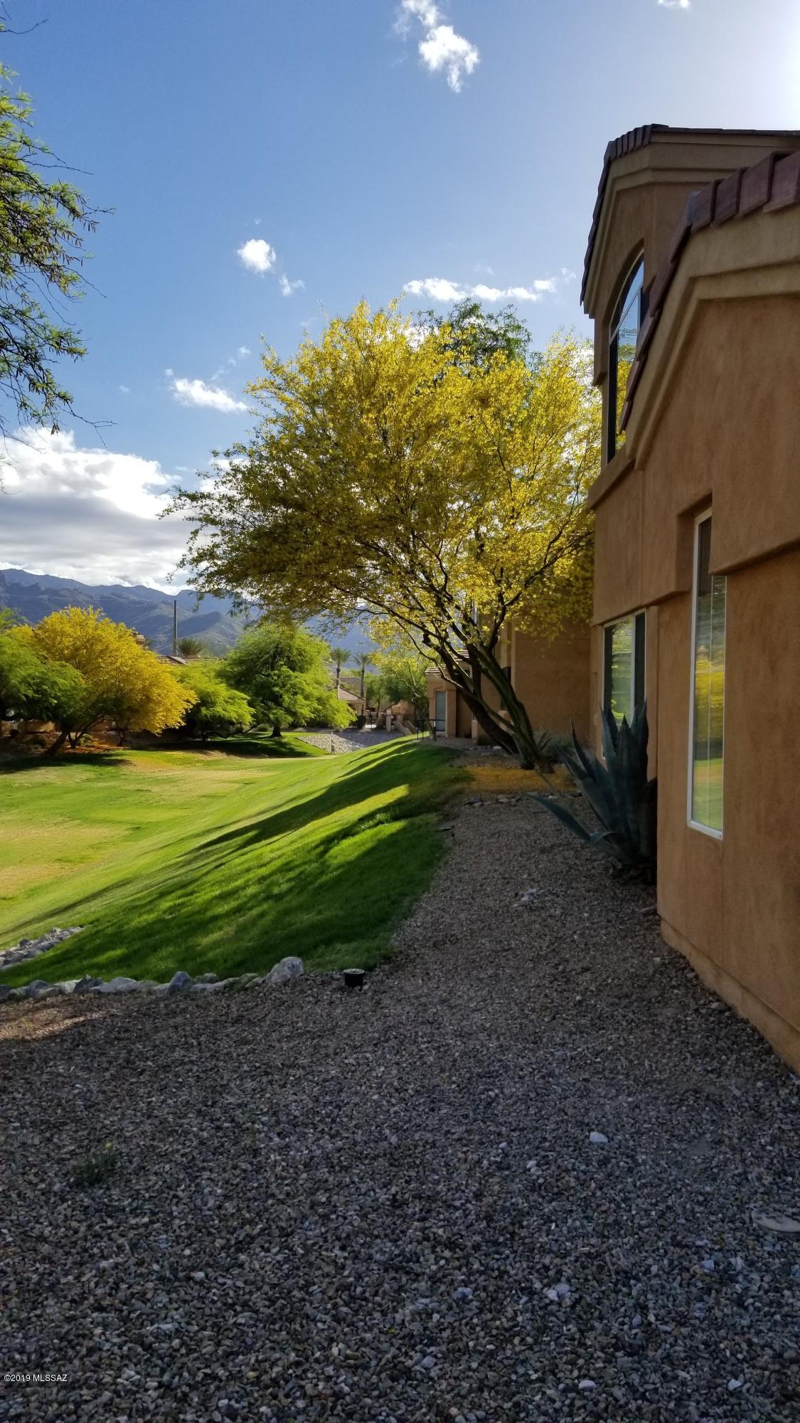 Pinnacle Canyon Condominium - Residential