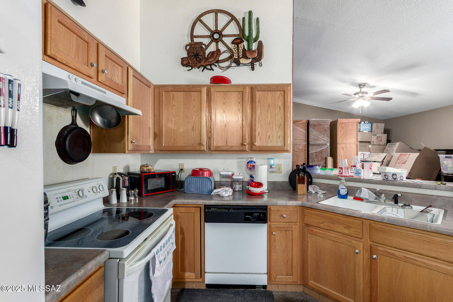 Desert Crossings at Rita Ranch (1-255) - Residential
