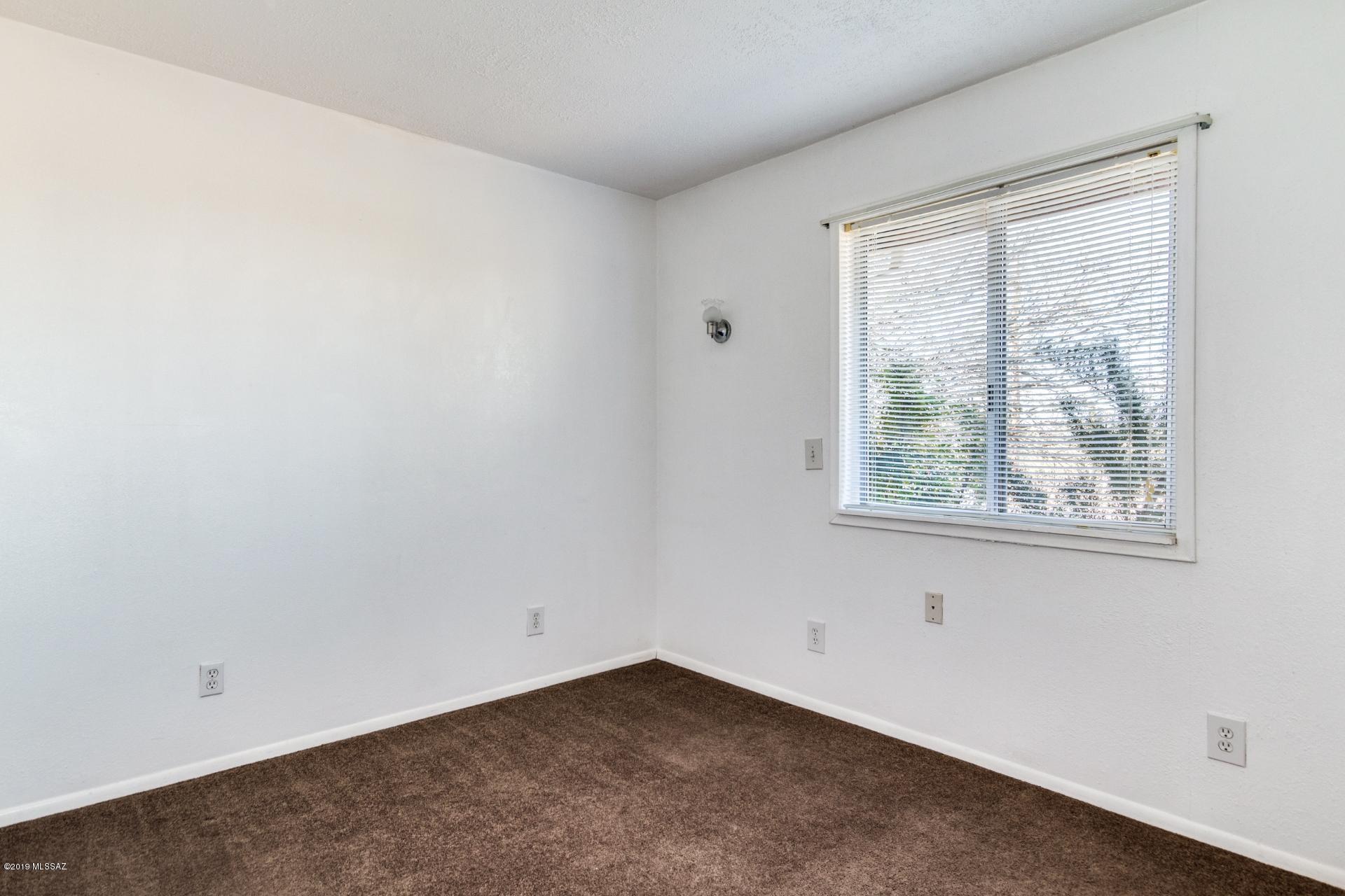 Unsubdivided - Residential