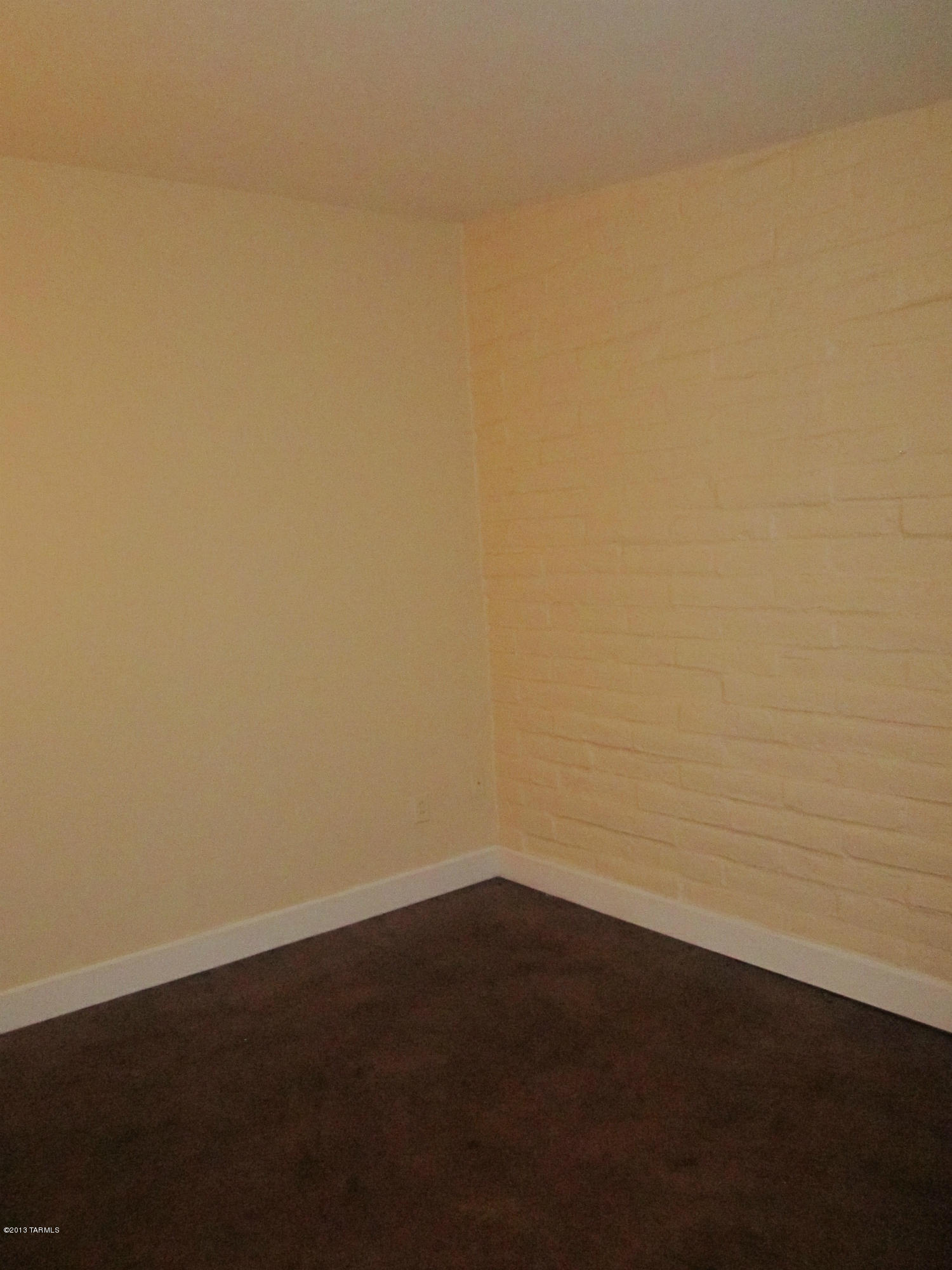 Unsubdivided - Residential Lease