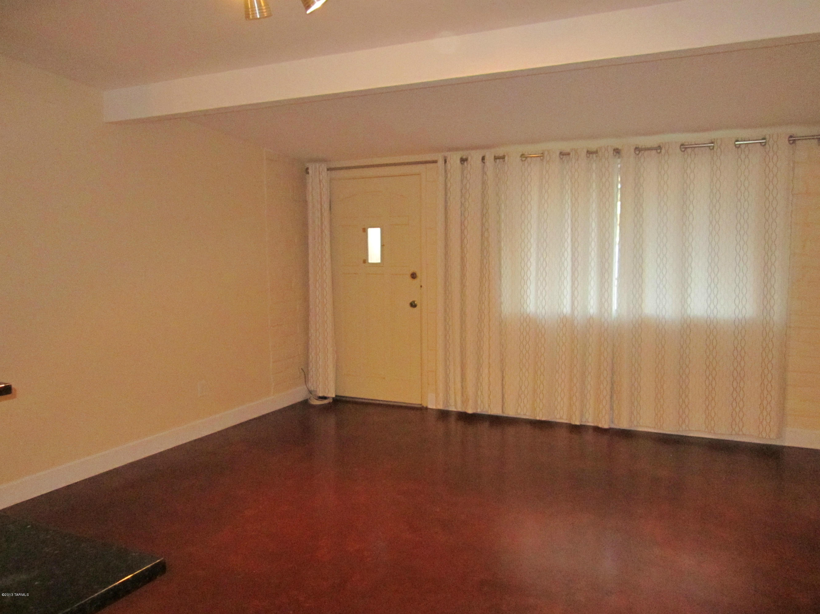 Unsubdivided - Residential Lease