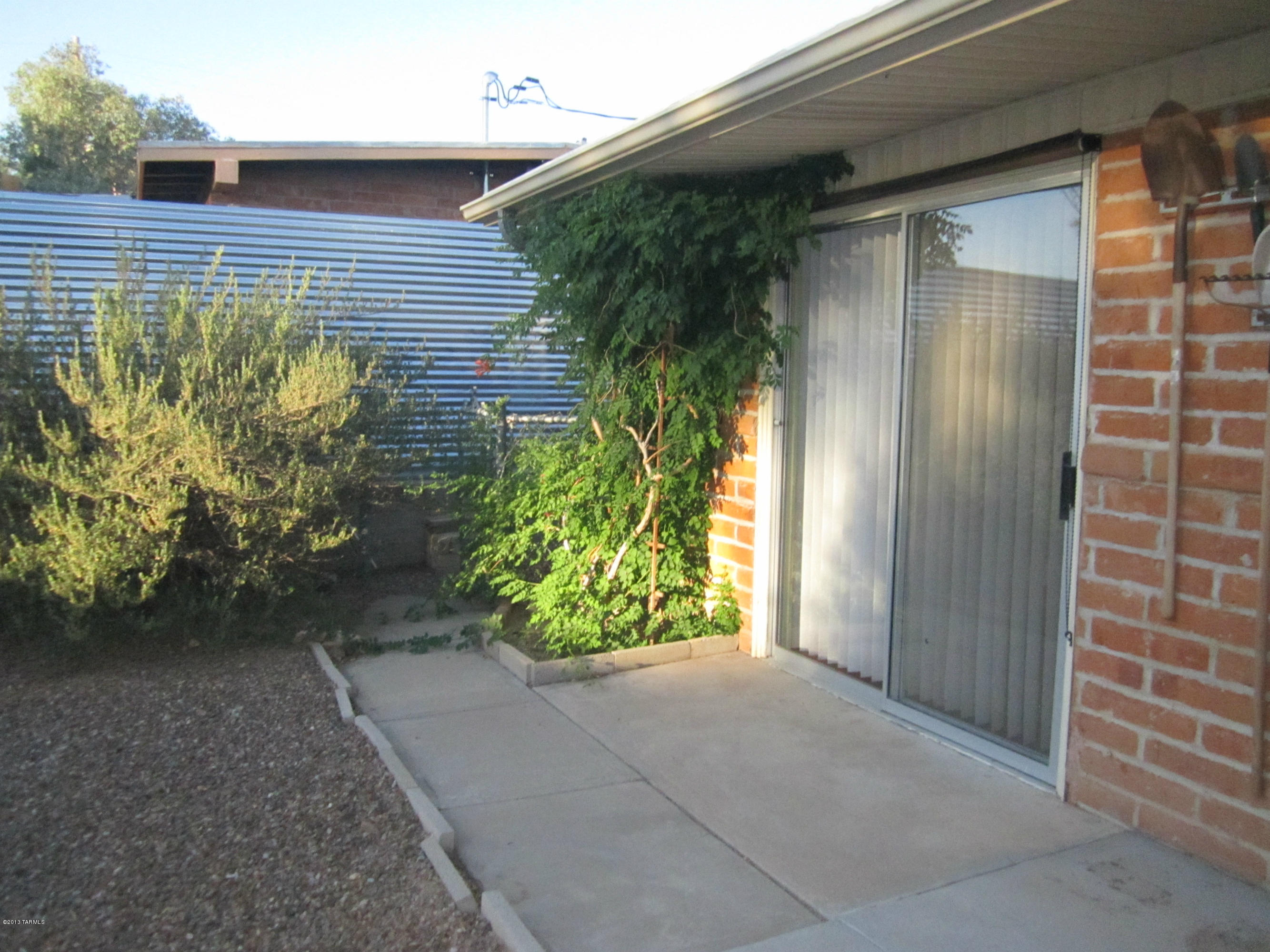 Unsubdivided - Residential Lease