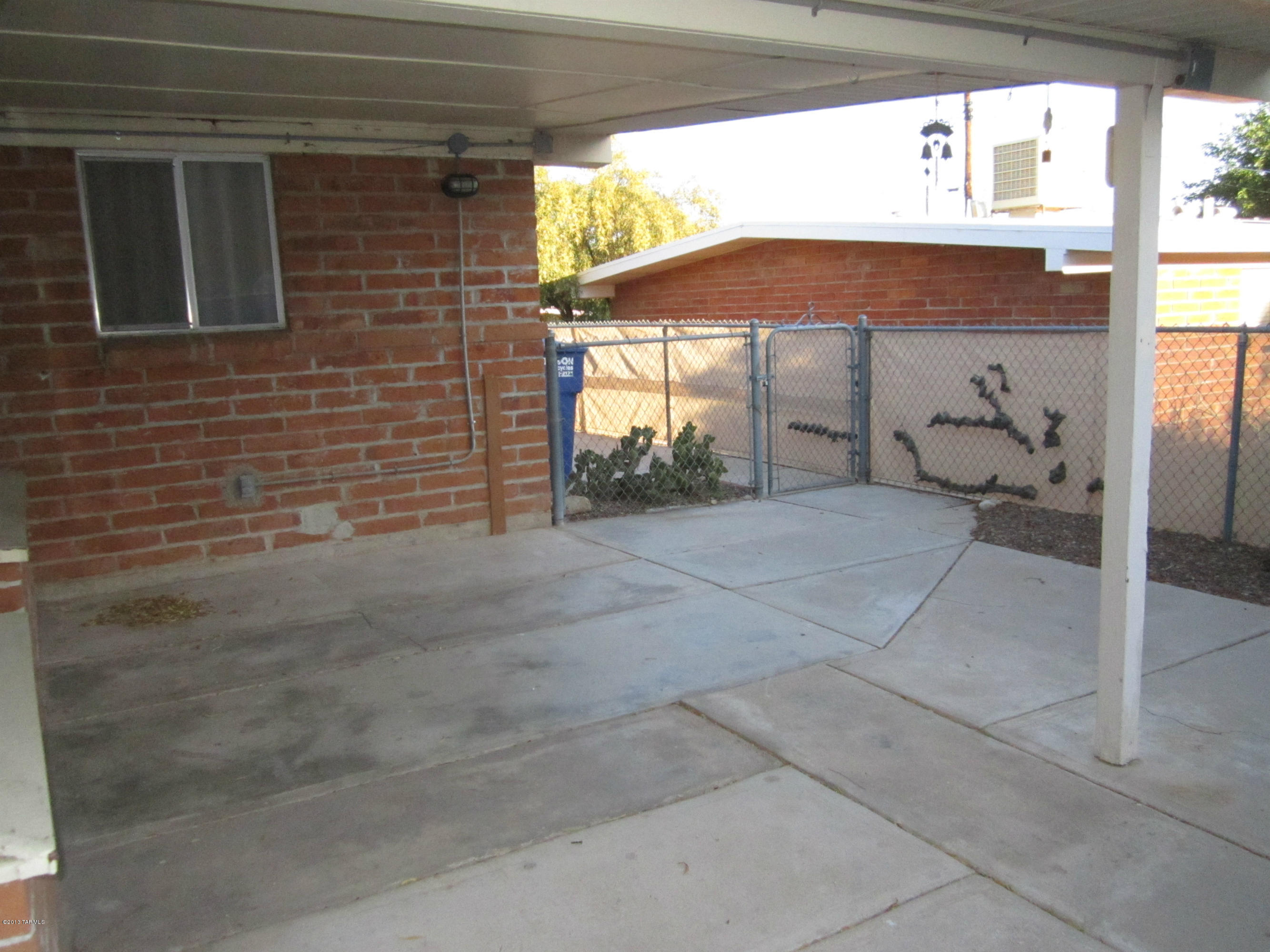 Unsubdivided - Residential Lease