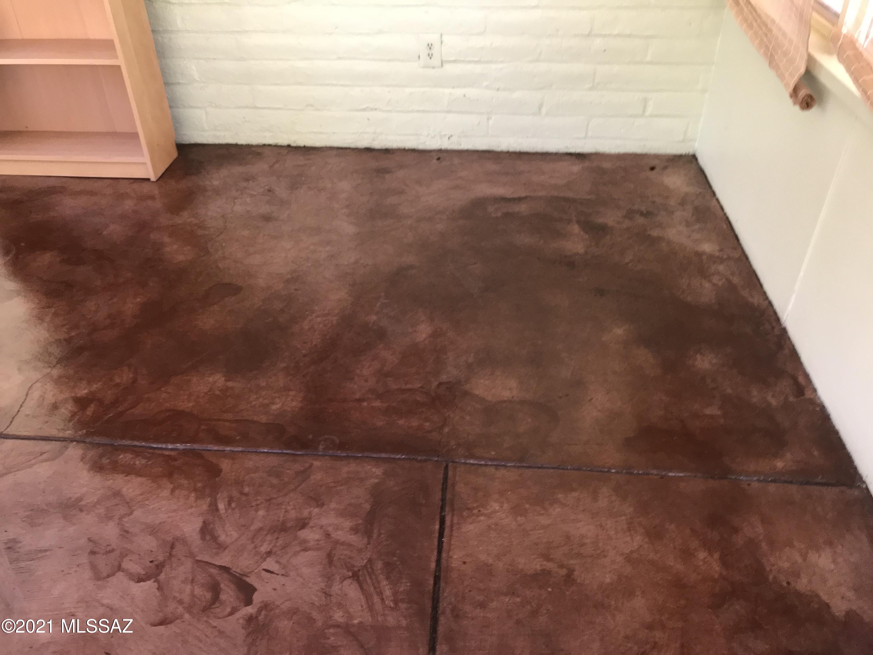Unsubdivided - Residential Lease