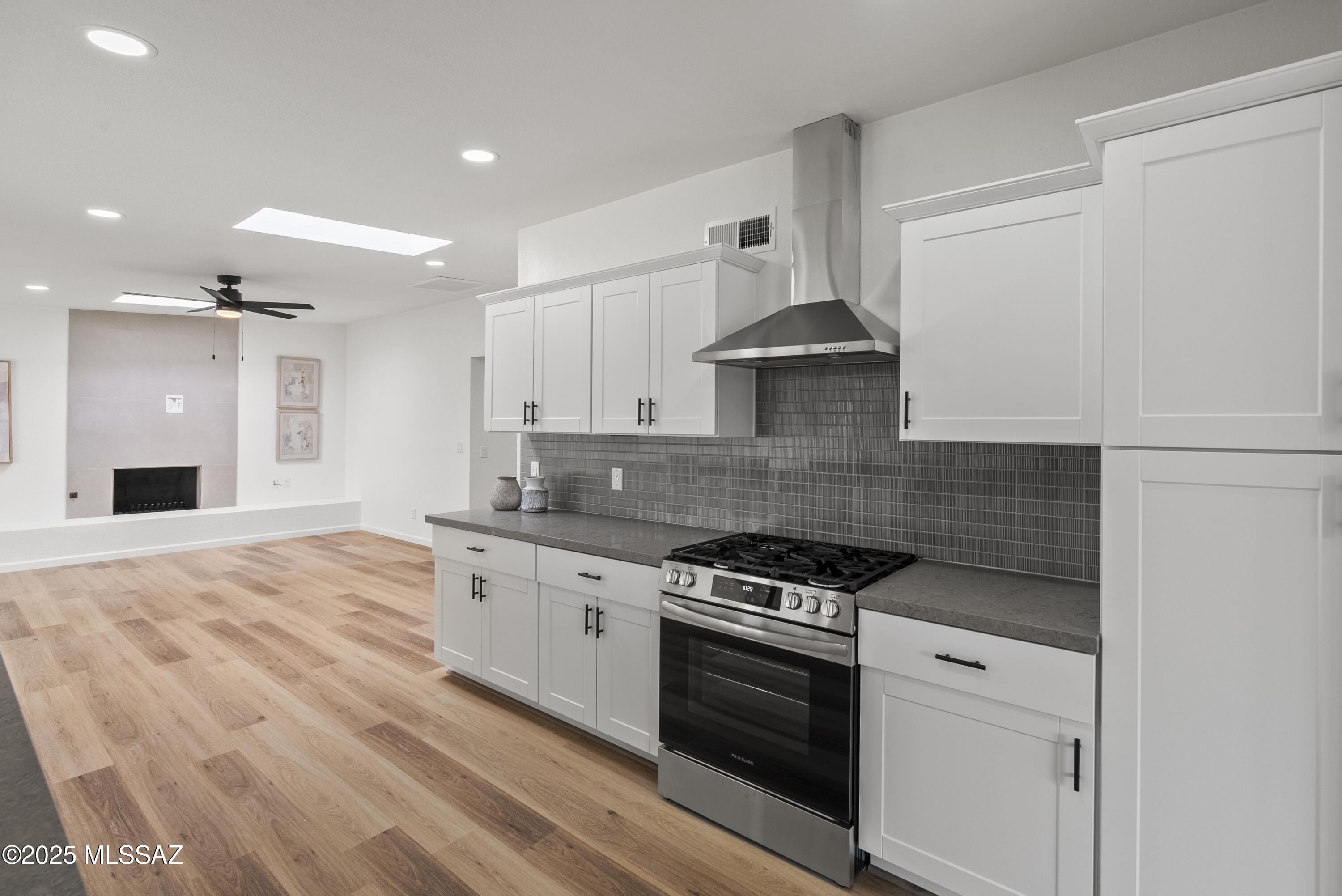 Verde Vista (101-122) - Residential
