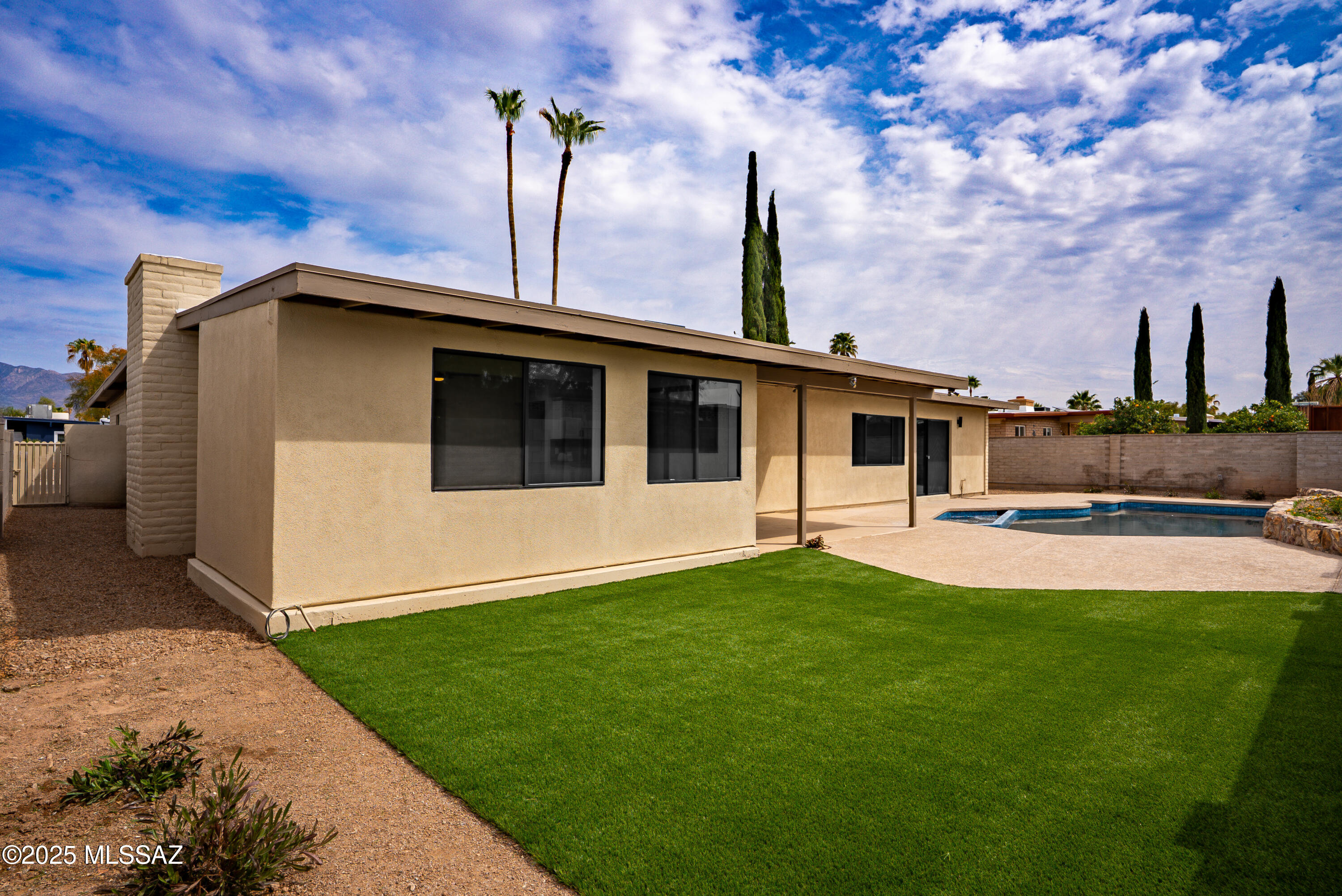 Verde Vista (101-122) - Residential