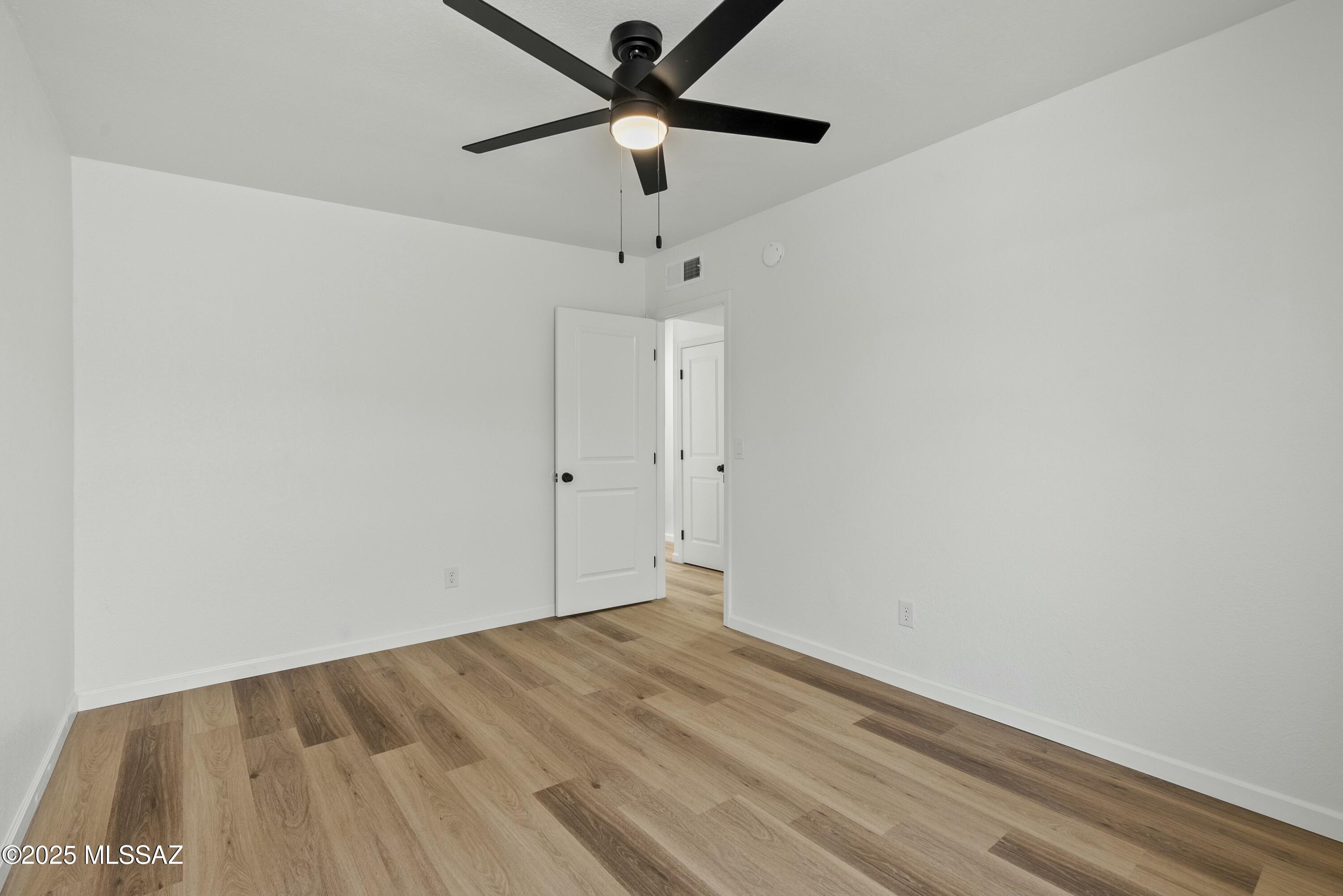 Verde Vista (101-122) - Residential