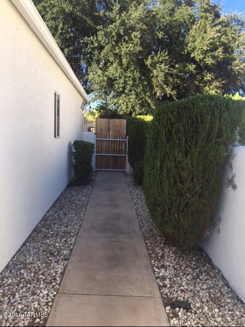 Thornydale Terrace(1-104) - Residential