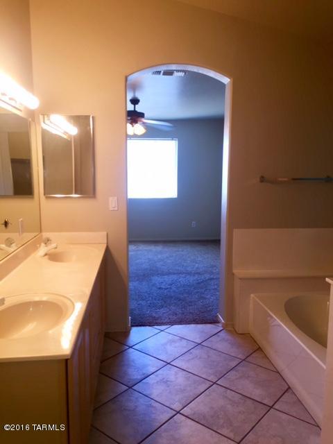 Thornydale Terrace(1-104) - Residential