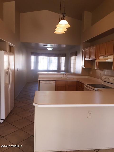 Thornydale Terrace(1-104) - Residential