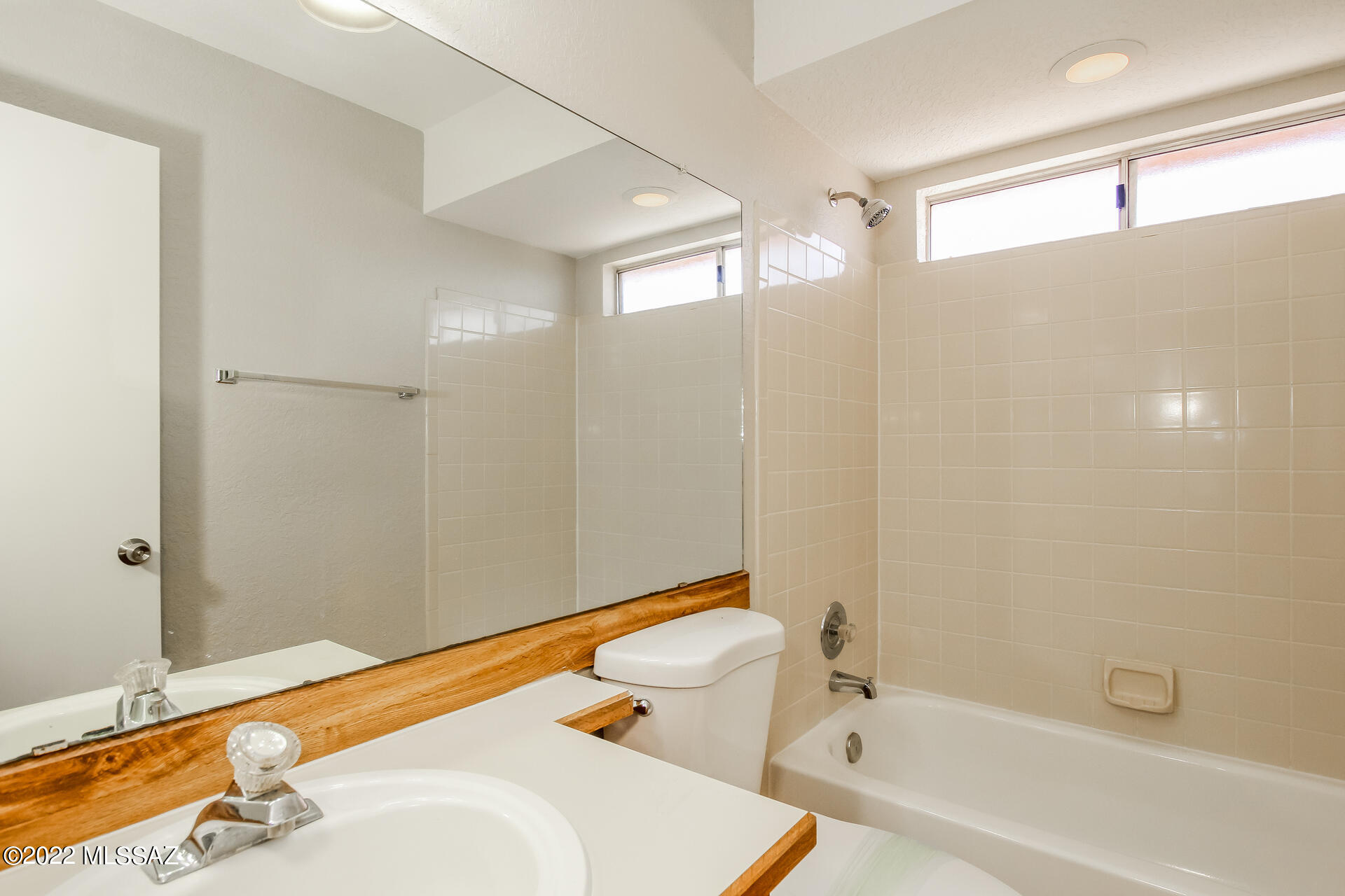 Country Highlands (1-180) - Residential Lease