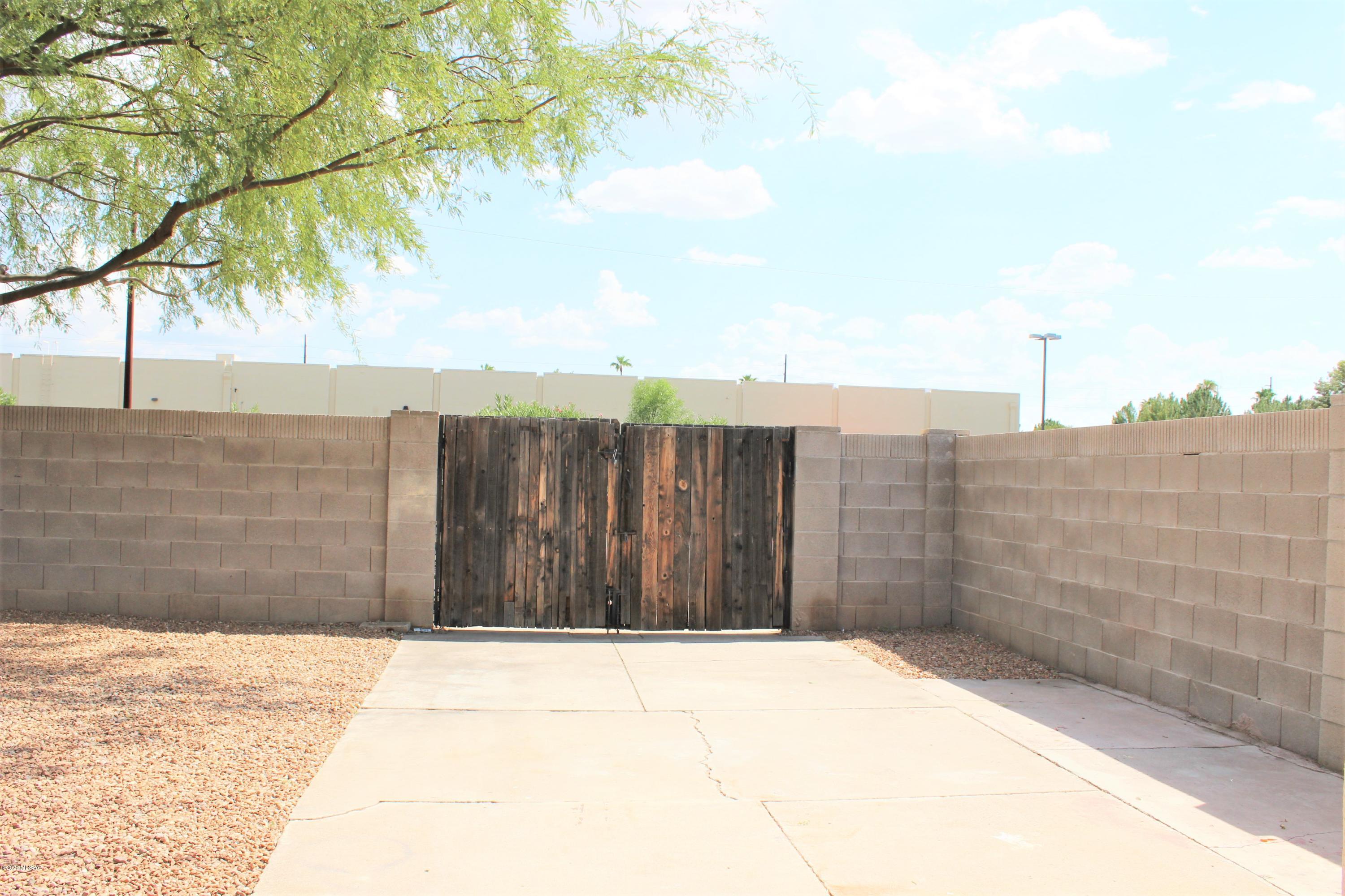 Desert Aire Addition - Residential