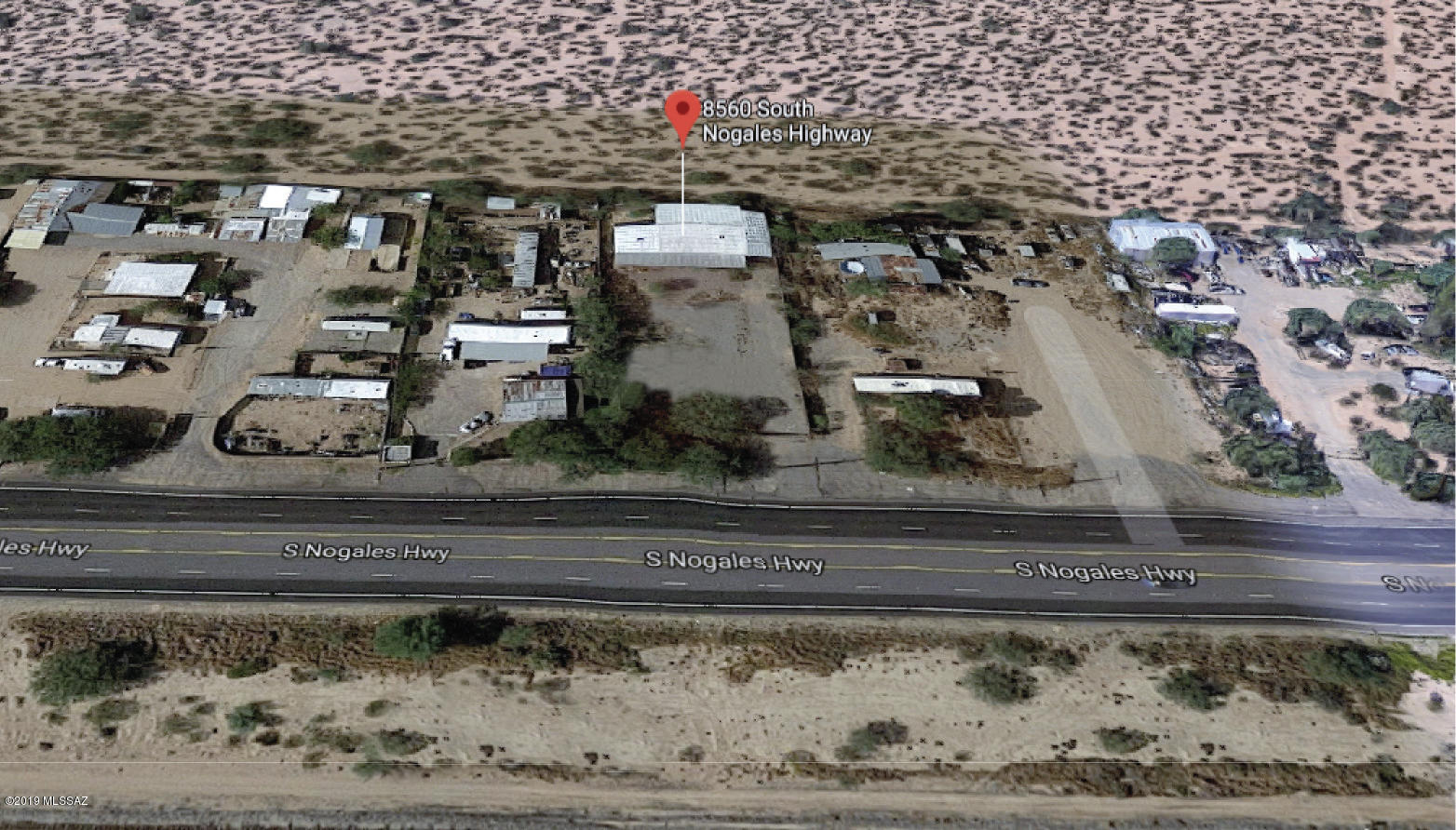 3750 SQ/FT OF INDUSTRIAL MANUFACTURING & CONTRACTOR YARD.  GREAT PROPERTY FOR SMALL CONTRACTOR.  ON SEPTIC SYSTEM