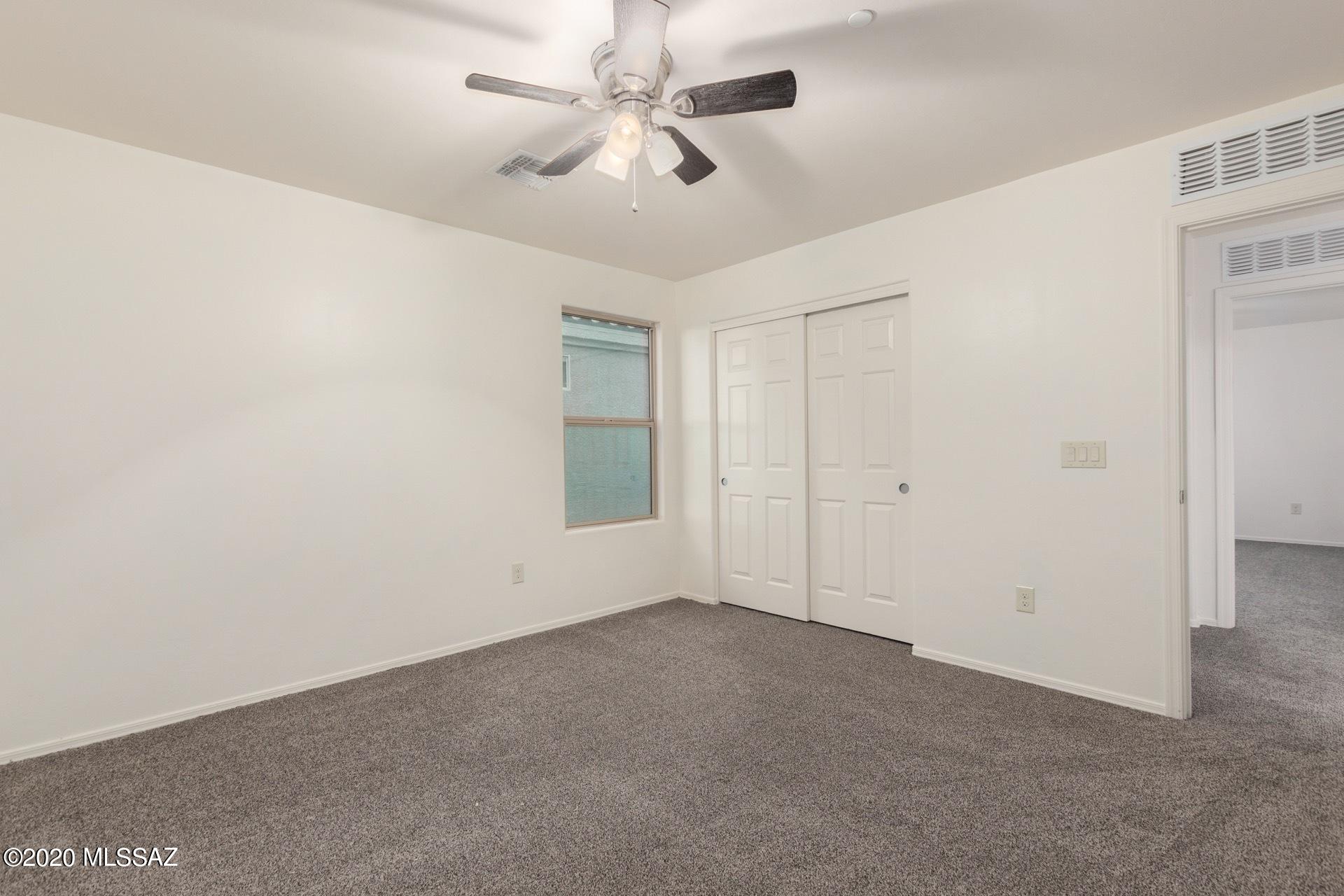 Vista Del Lago - Residential