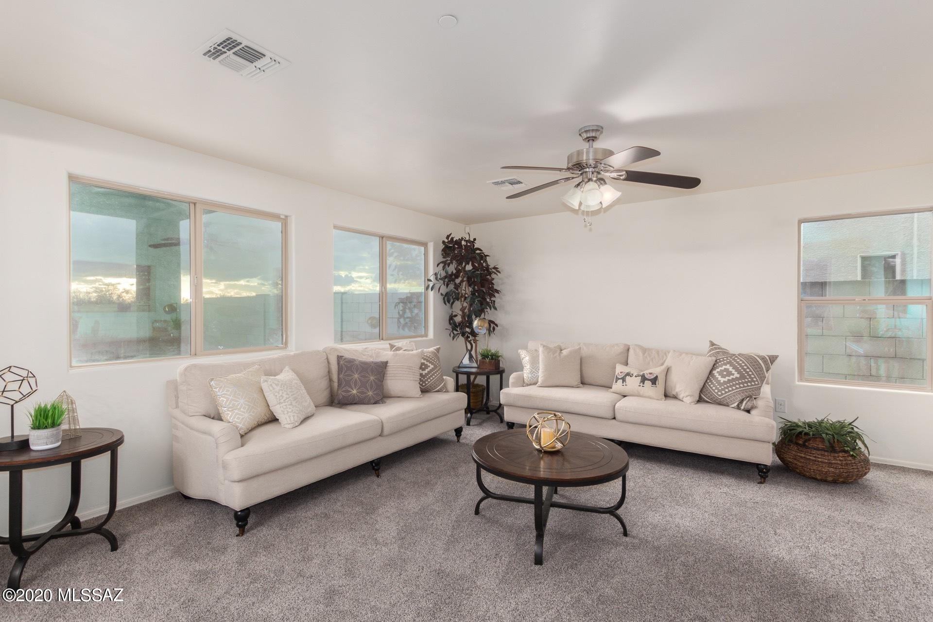 Vista Del Lago - Residential