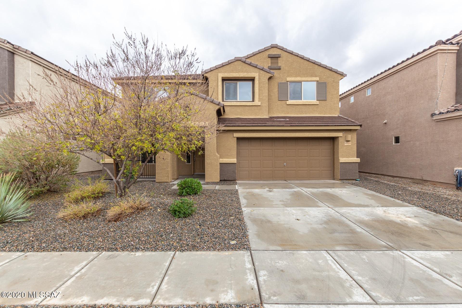 Vista Del Lago - Residential