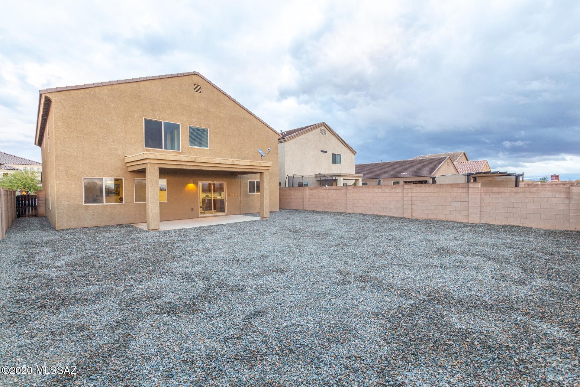 Vista Del Lago - Residential