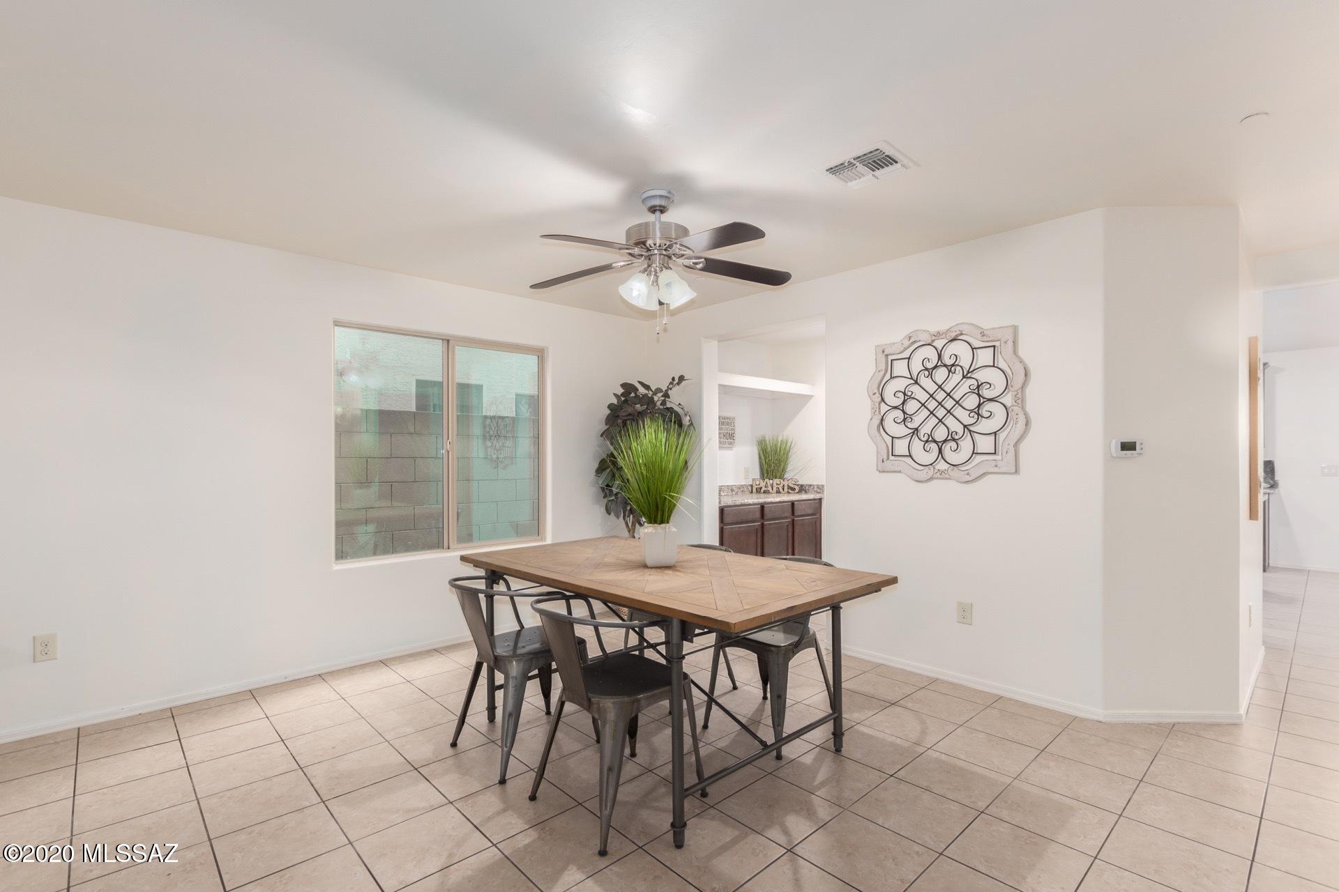 Vista Del Lago - Residential