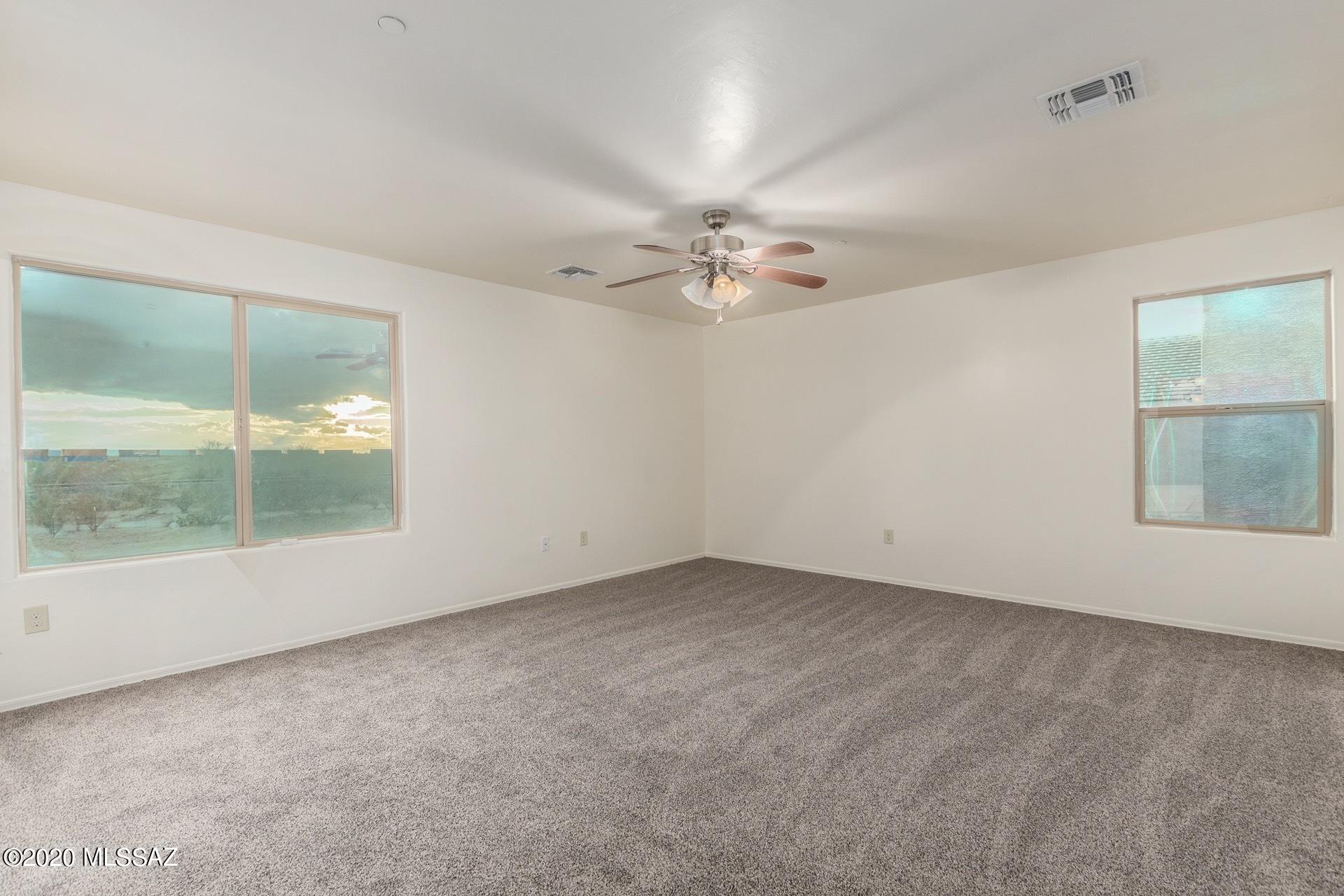 Vista Del Lago - Residential