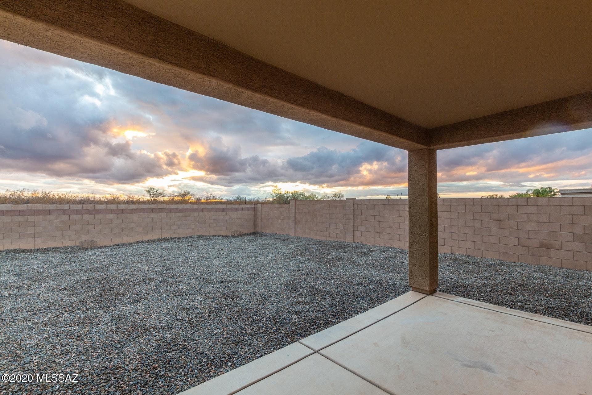 Vista Del Lago - Residential
