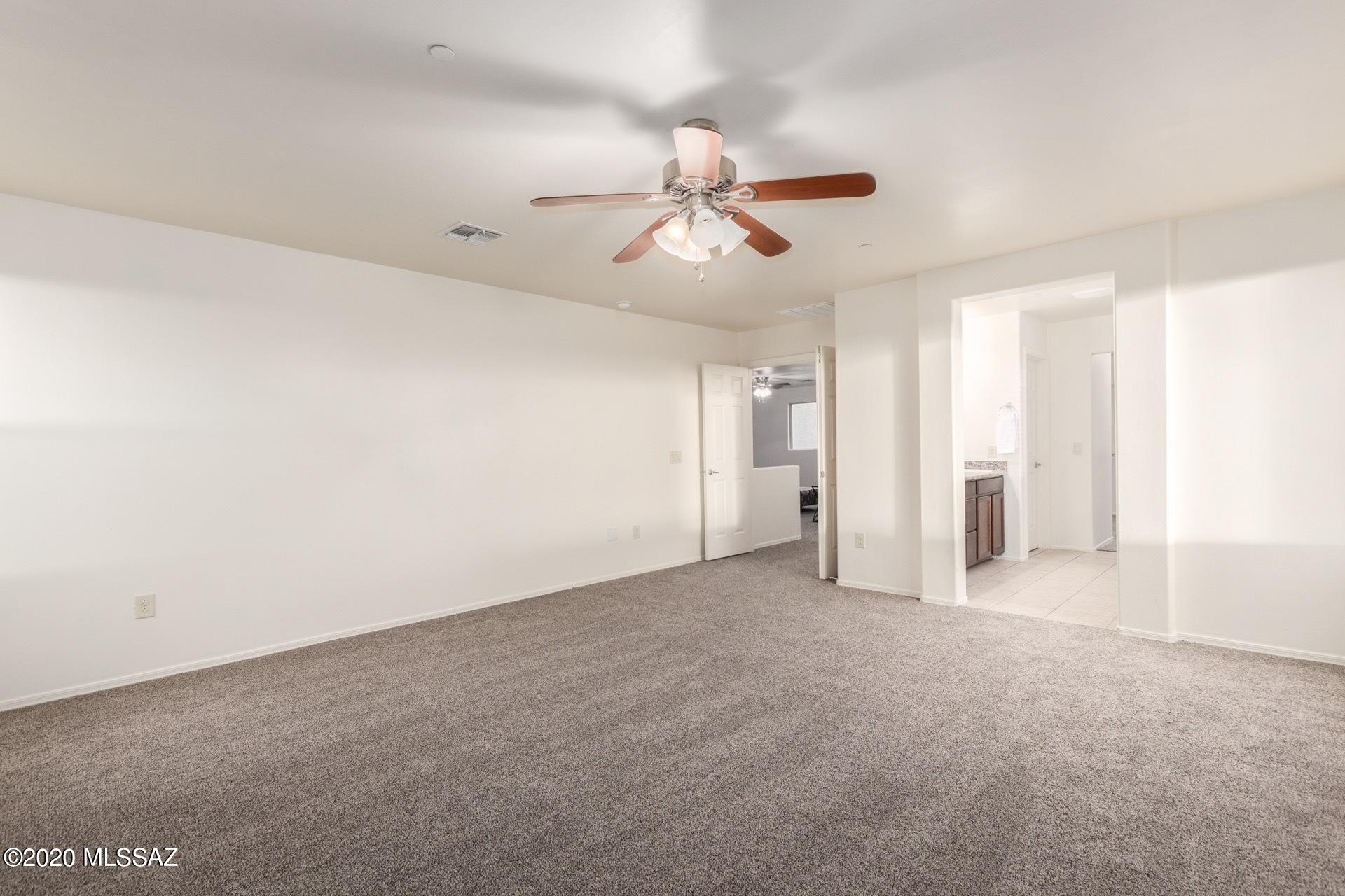 Vista Del Lago - Residential
