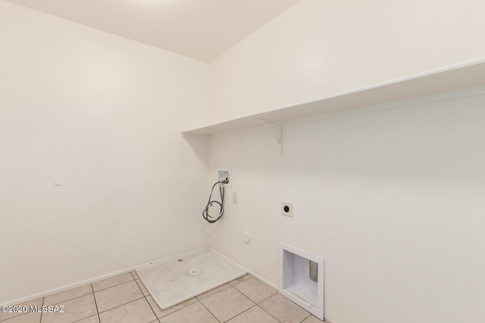 Vista Del Lago - Residential