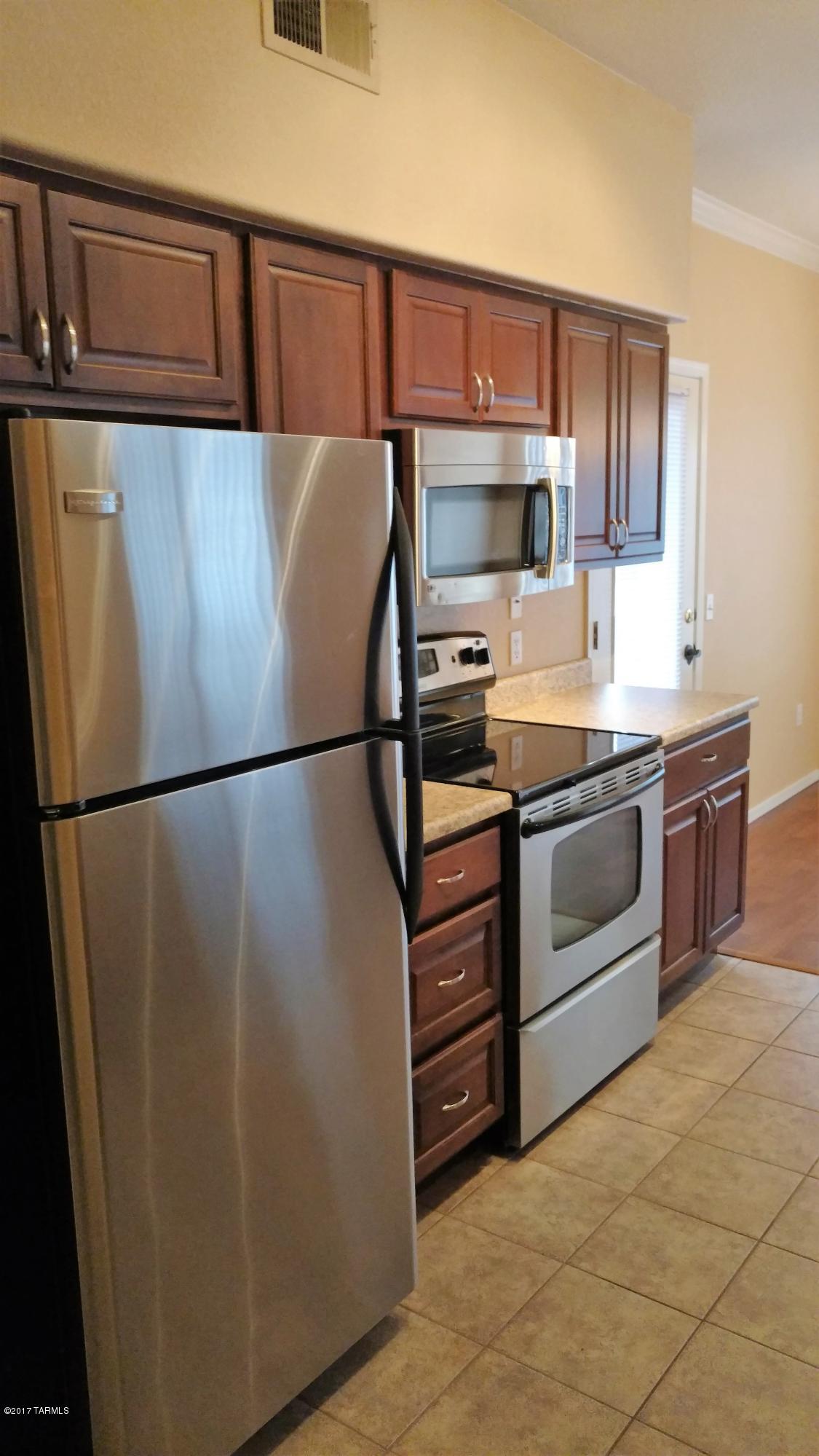 Pinnacle Canyon Condominium - Residential Lease