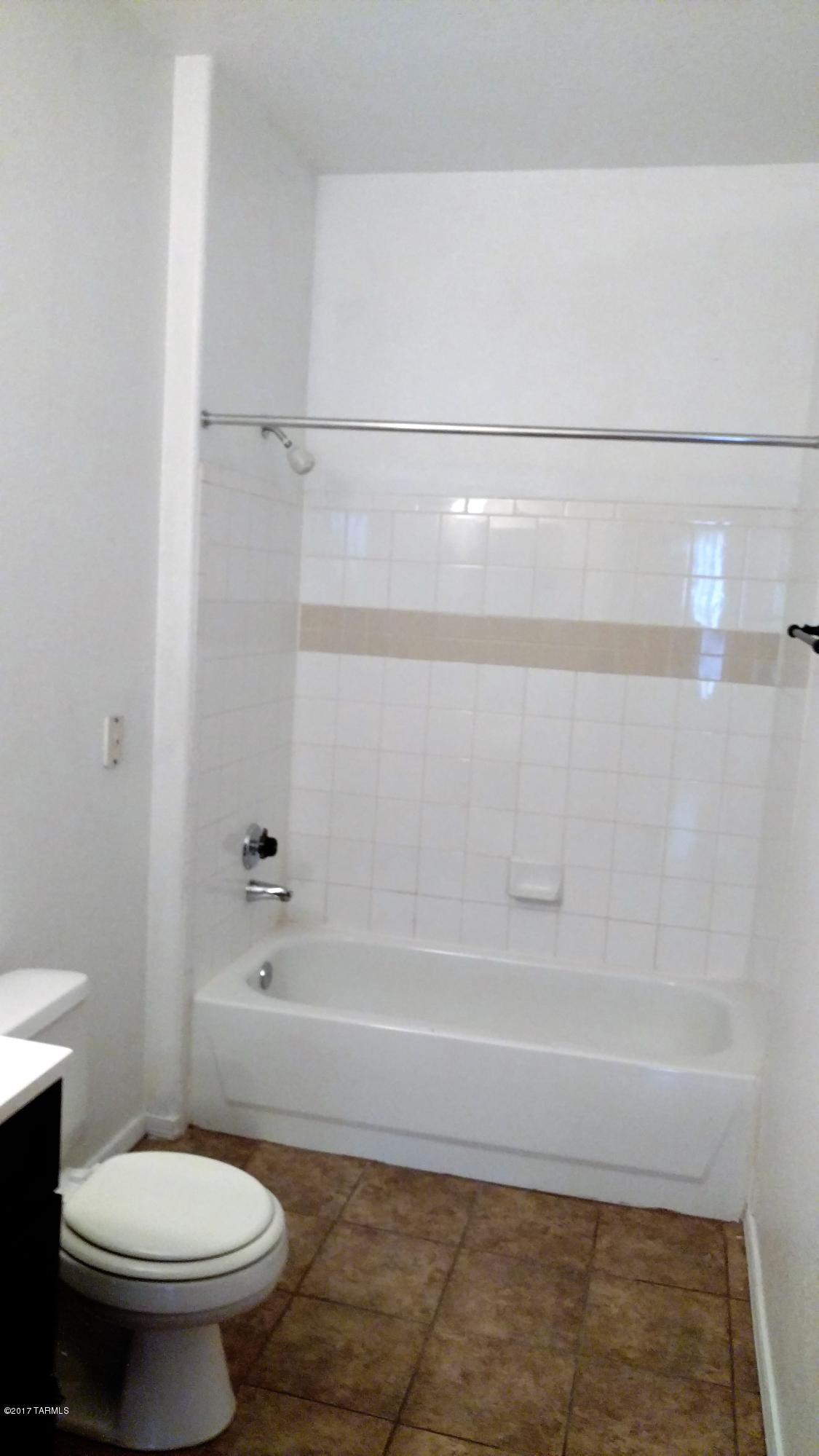 Pinnacle Canyon Condominium - Residential Lease