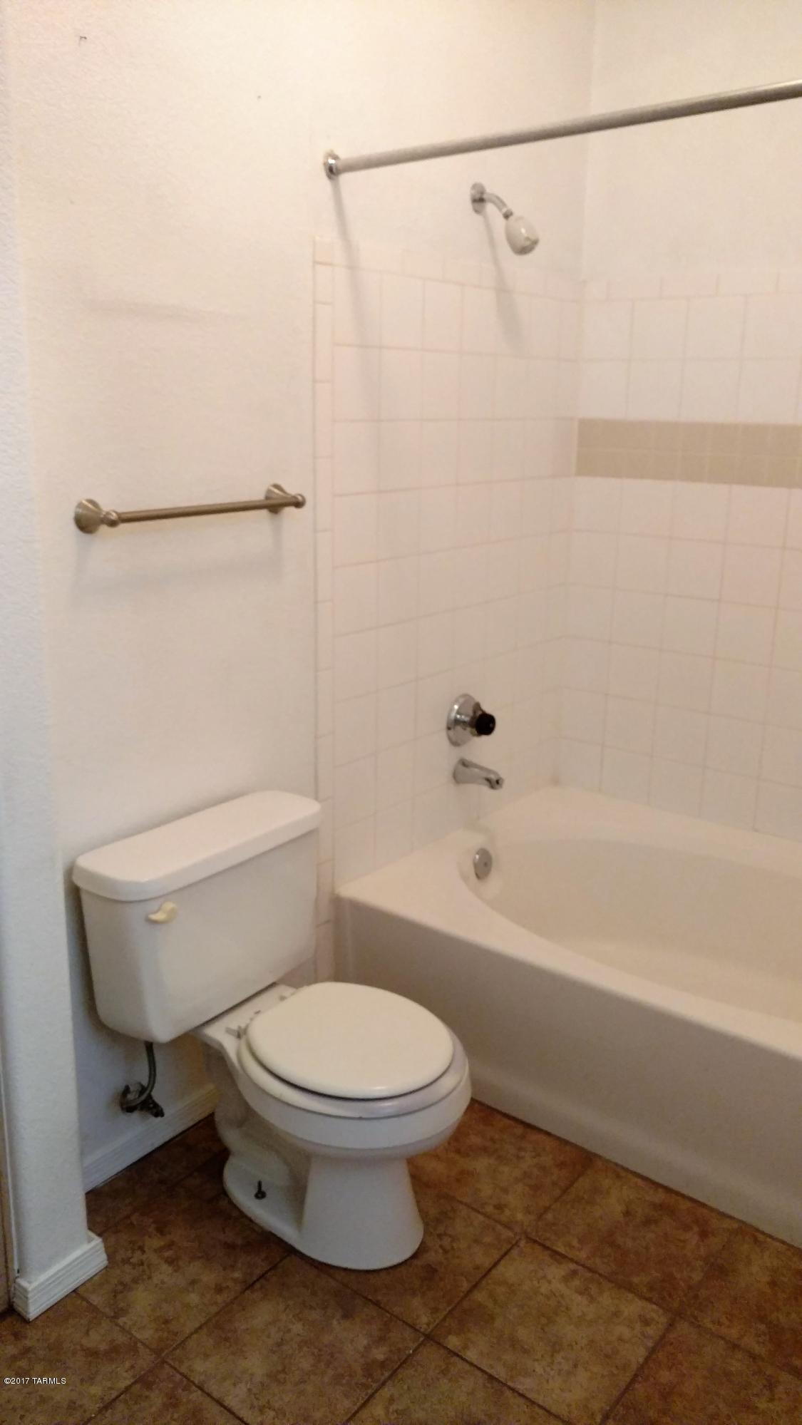 Pinnacle Canyon Condominium - Residential Lease