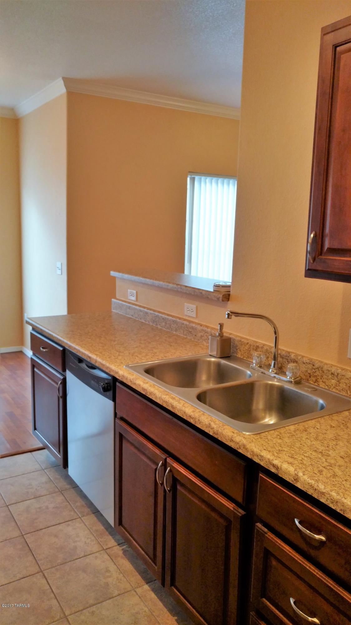 Pinnacle Canyon Condominium - Residential Lease
