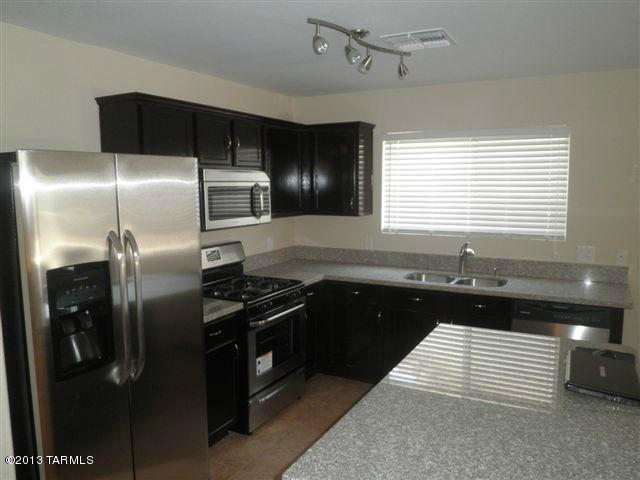 Hartman Vistas-(1-353) - Residential Lease