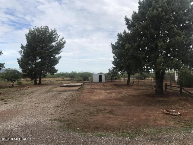 Affordable lot ready for you .... complete with power water and gas. And this one has a mountain view too! One of just a few lots left in the the
Golden Acres Community. Home Owners Association dues includes your garbage as well. Recreation center offers different events for the community PLUS it is
available to members for your personal special events.
