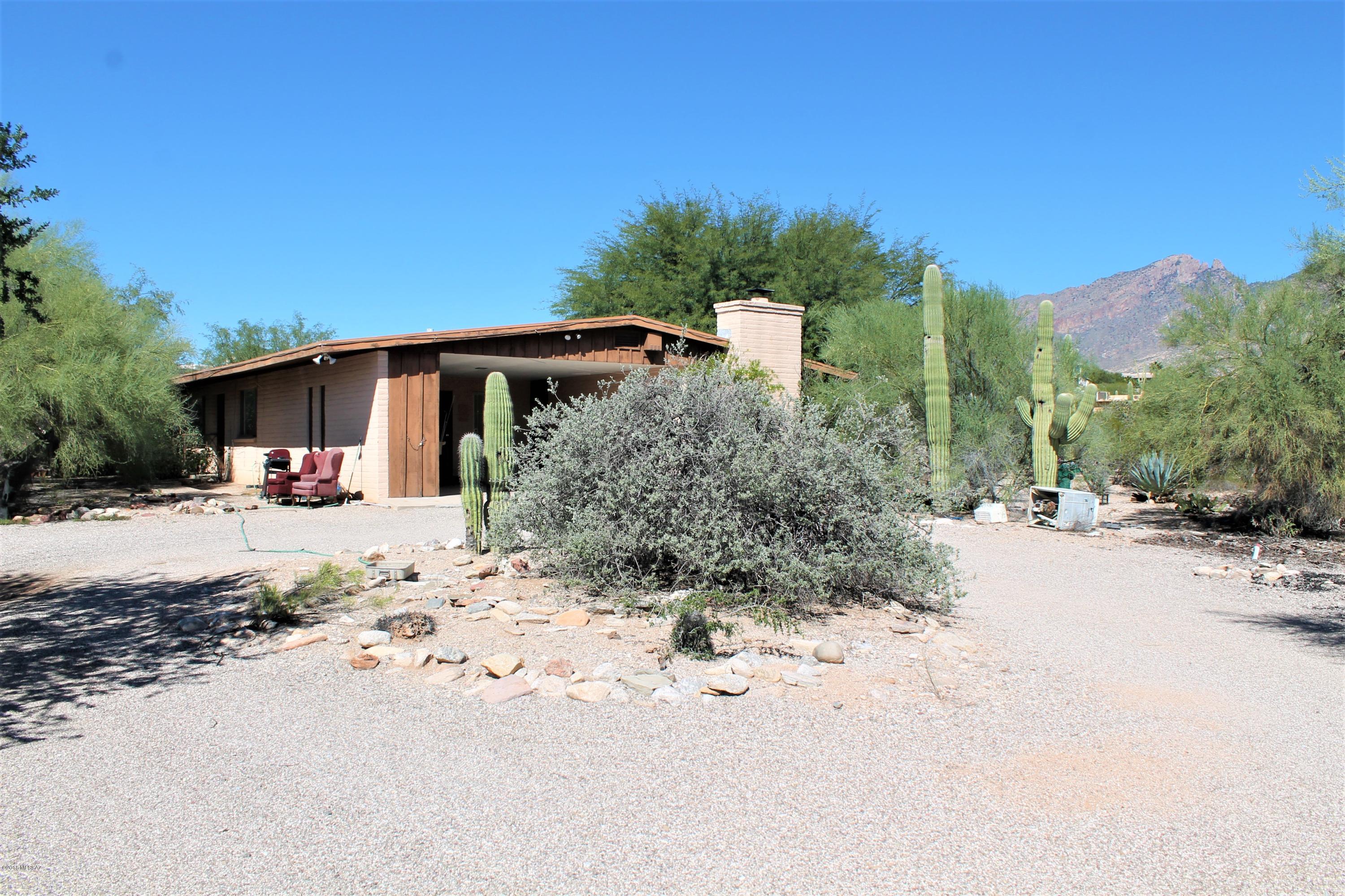 *** Multiple offers, please submit your highest and best offer by 10/24 at NOON*** Investors Dream! 3/2, with Arizona Room! 2034 sq ft, Private lot with Mountain Views on 1.2 Acres! Sold As-Is! Priced to Sell! Schedule Your Showing Today!