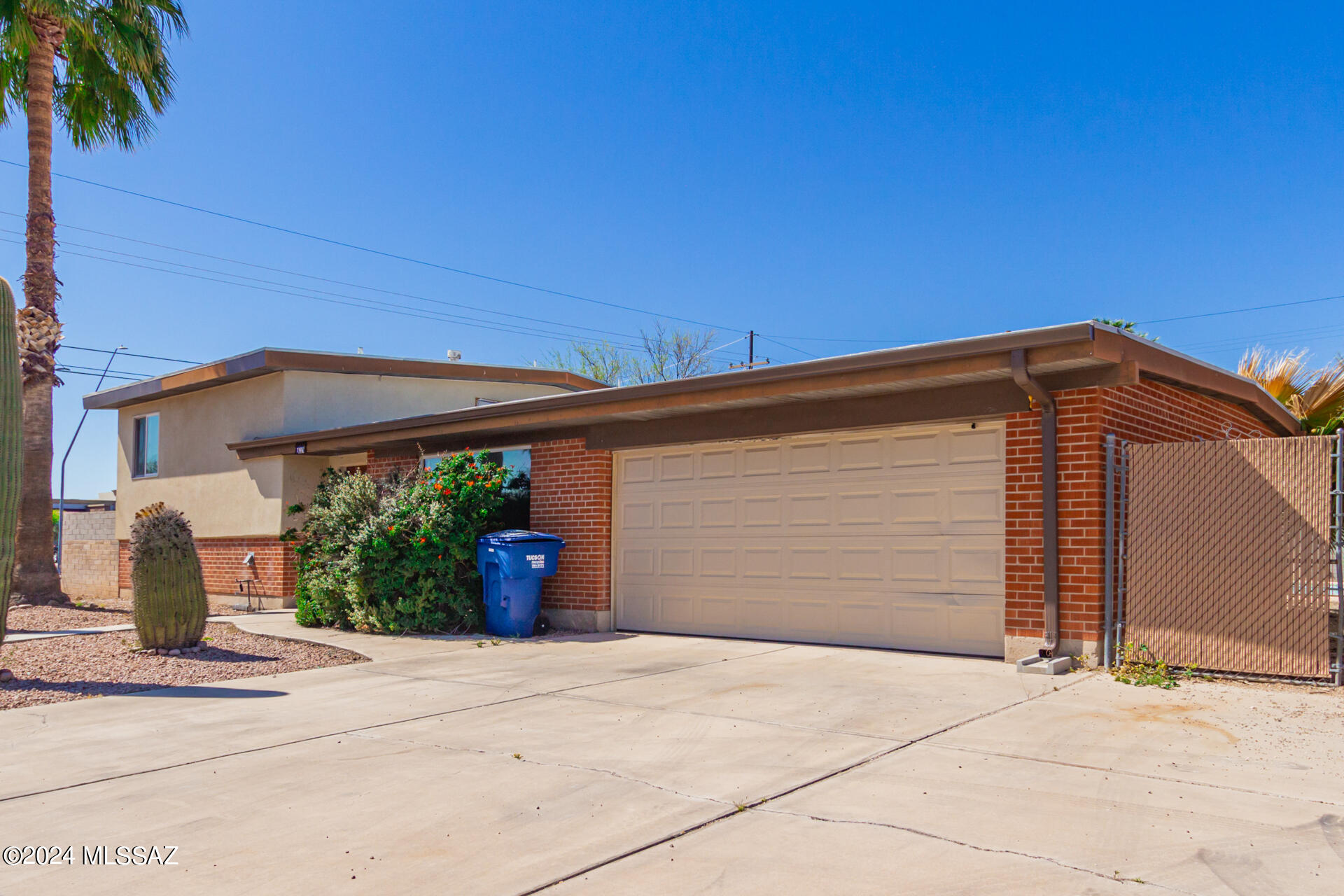 Carriage Hill No. 3 (351-432) - Residential Lease
