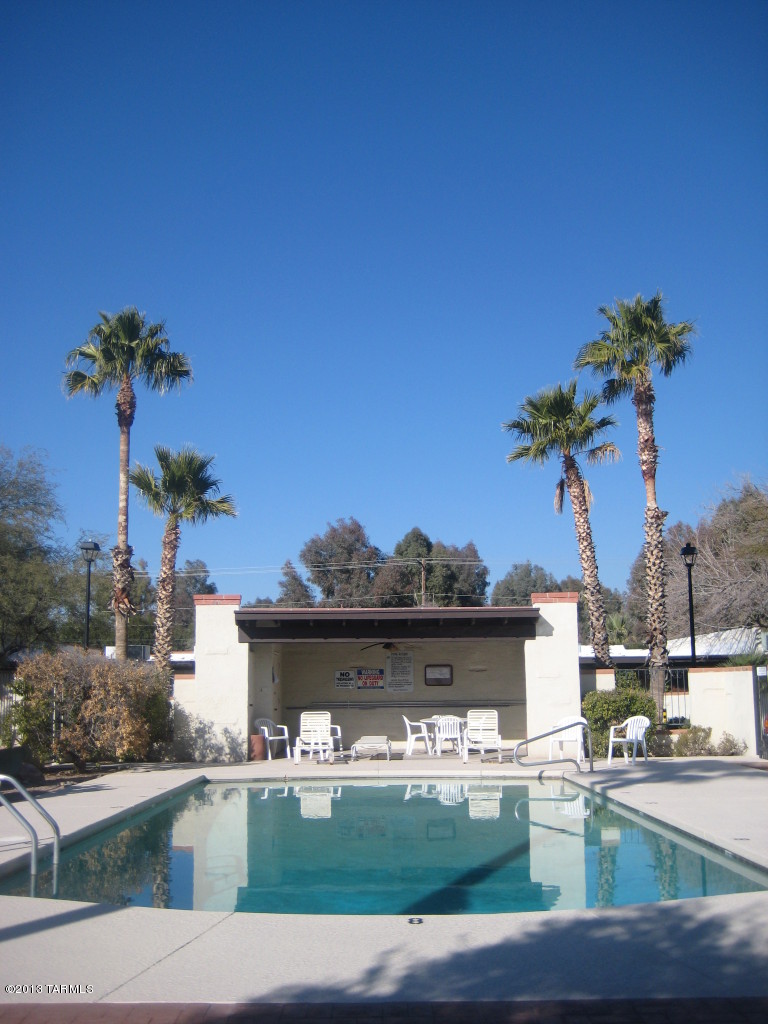 Limberlost Villas Townhouses (1-40) - Residential Lease